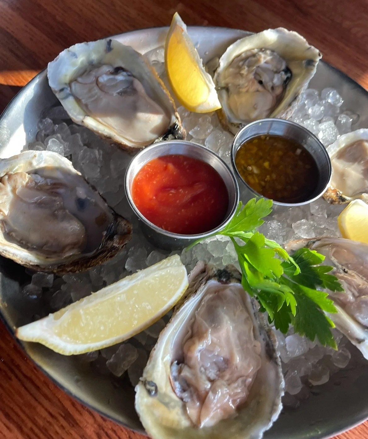 Friday never felt so good! ☀️
&bull;
&bull;
Oyster Happy Hour 5pm! Enjoy fresh East Coast Oysters and sip on some bubbly! Patio and Rooftop are ready for you!