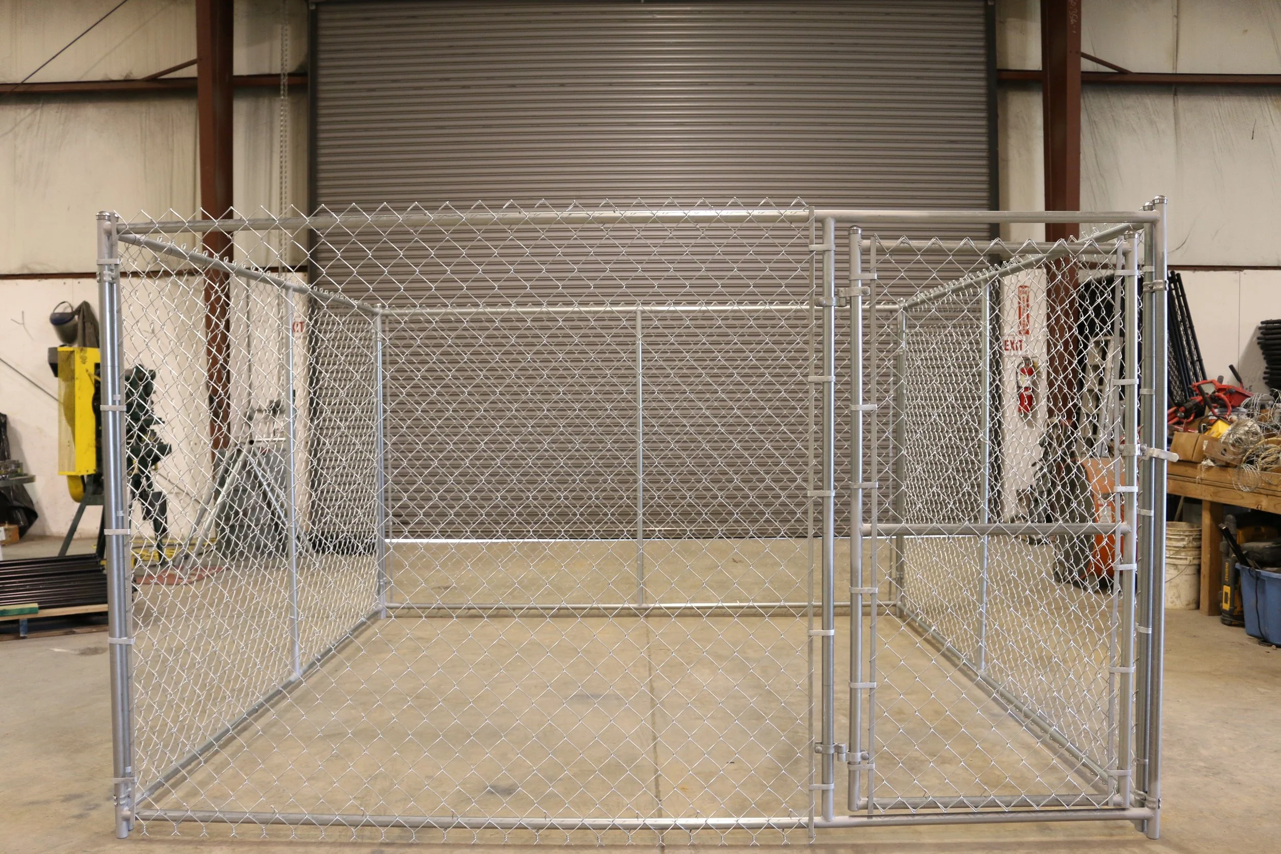 Image of a 10 x 10 x 6 Chain-Link Dog Kennel at Eagle Custom Gate and Fence