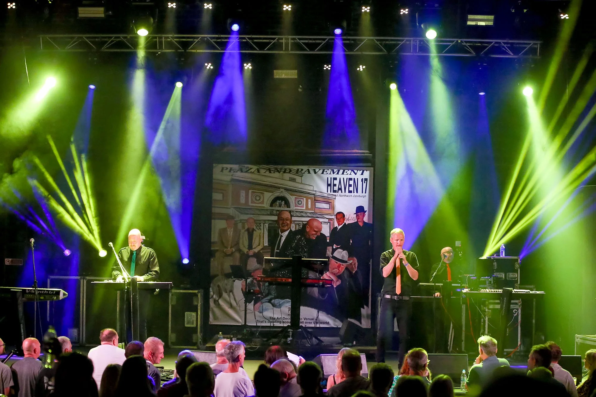 EMX, HEAVEN 17 AND UNE