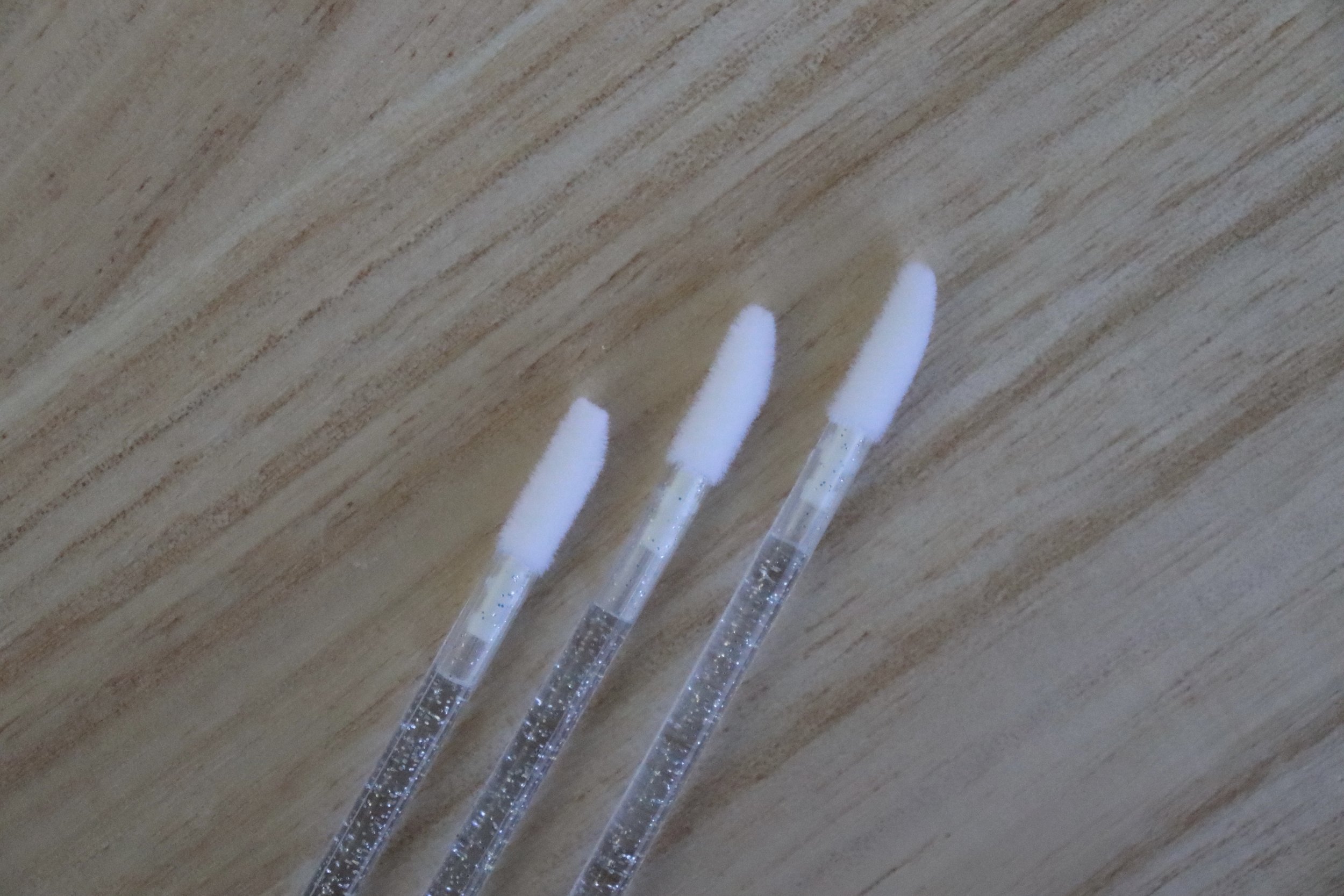 Doe foot Applicator
