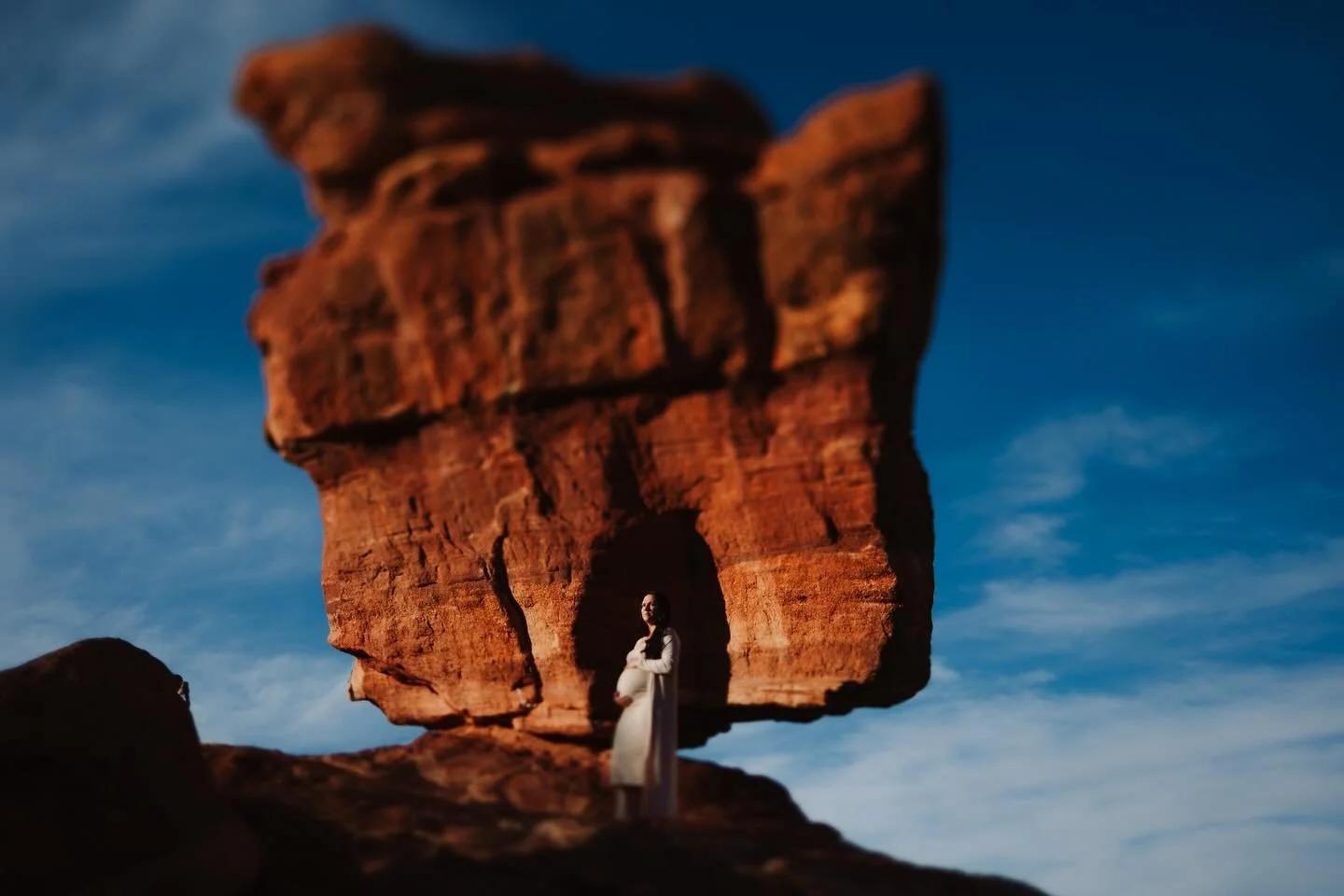 The very last two photos are the juxtaposition of the reflection photo of the wedding and then now a reflection photo during the maternity. 
.
#MaternityPhotography #GardenOfTheGods #IPhotographedTheirWeddingAndNowTheirMaternity #Epic