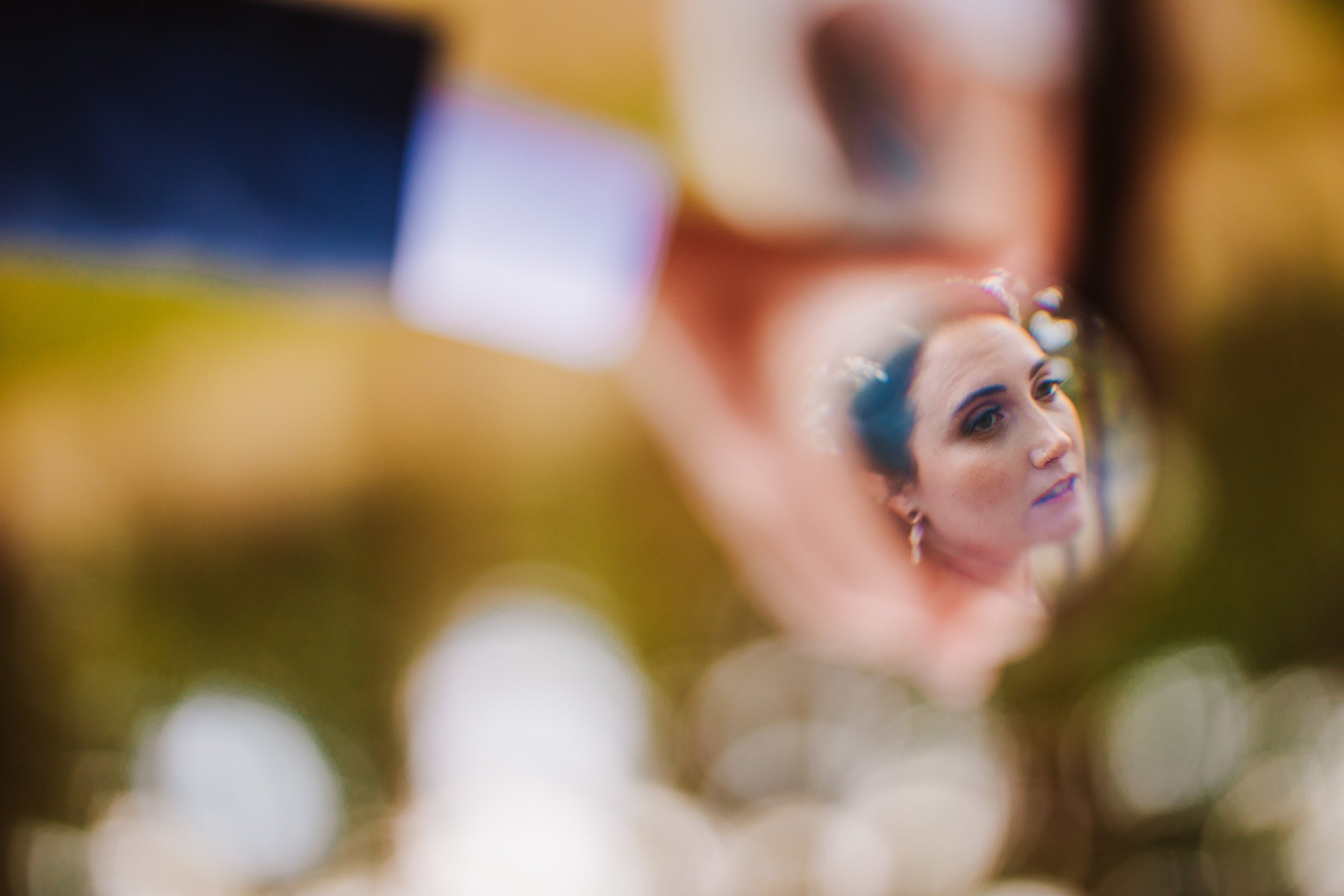 look through the glass 
