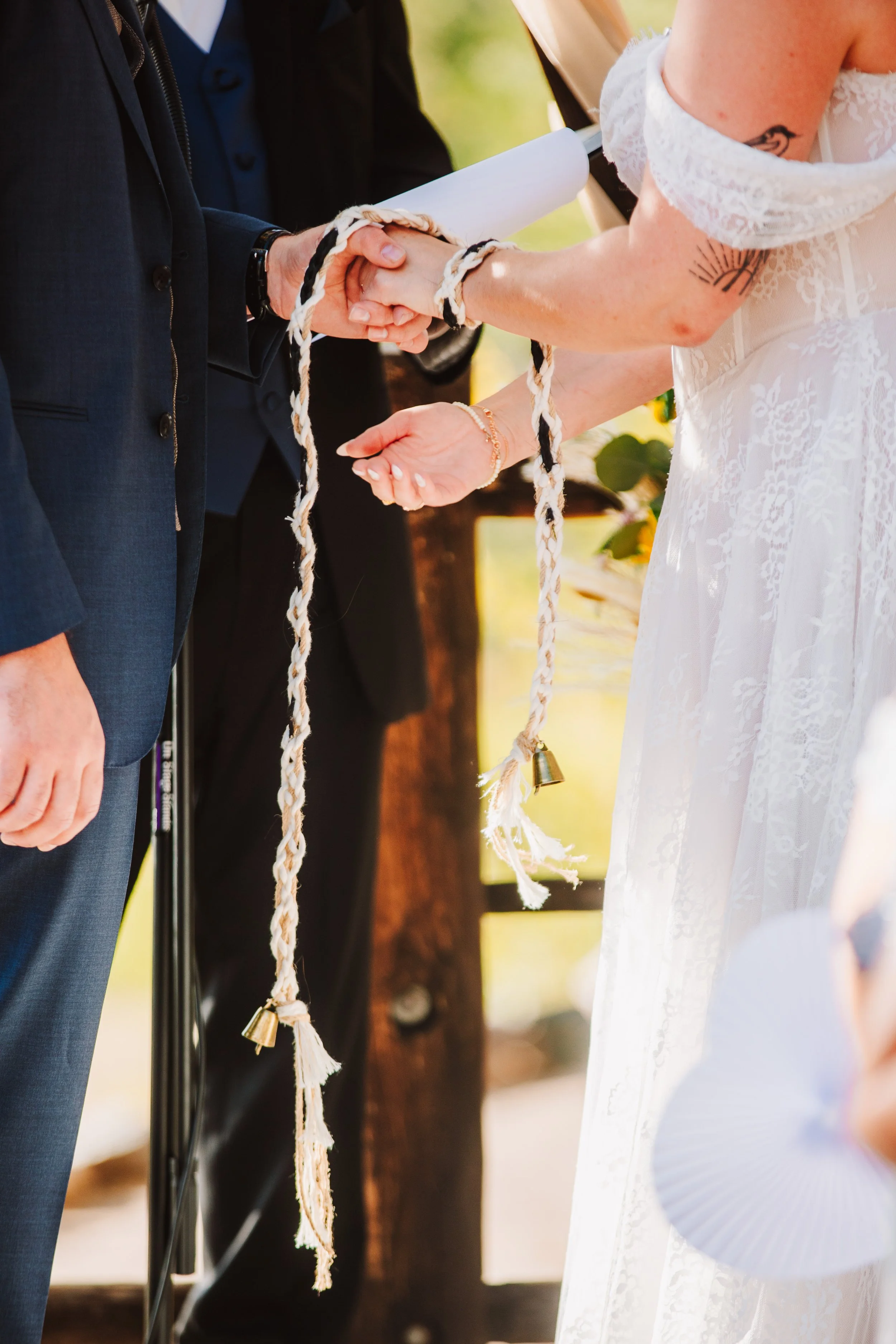 tying the knot 