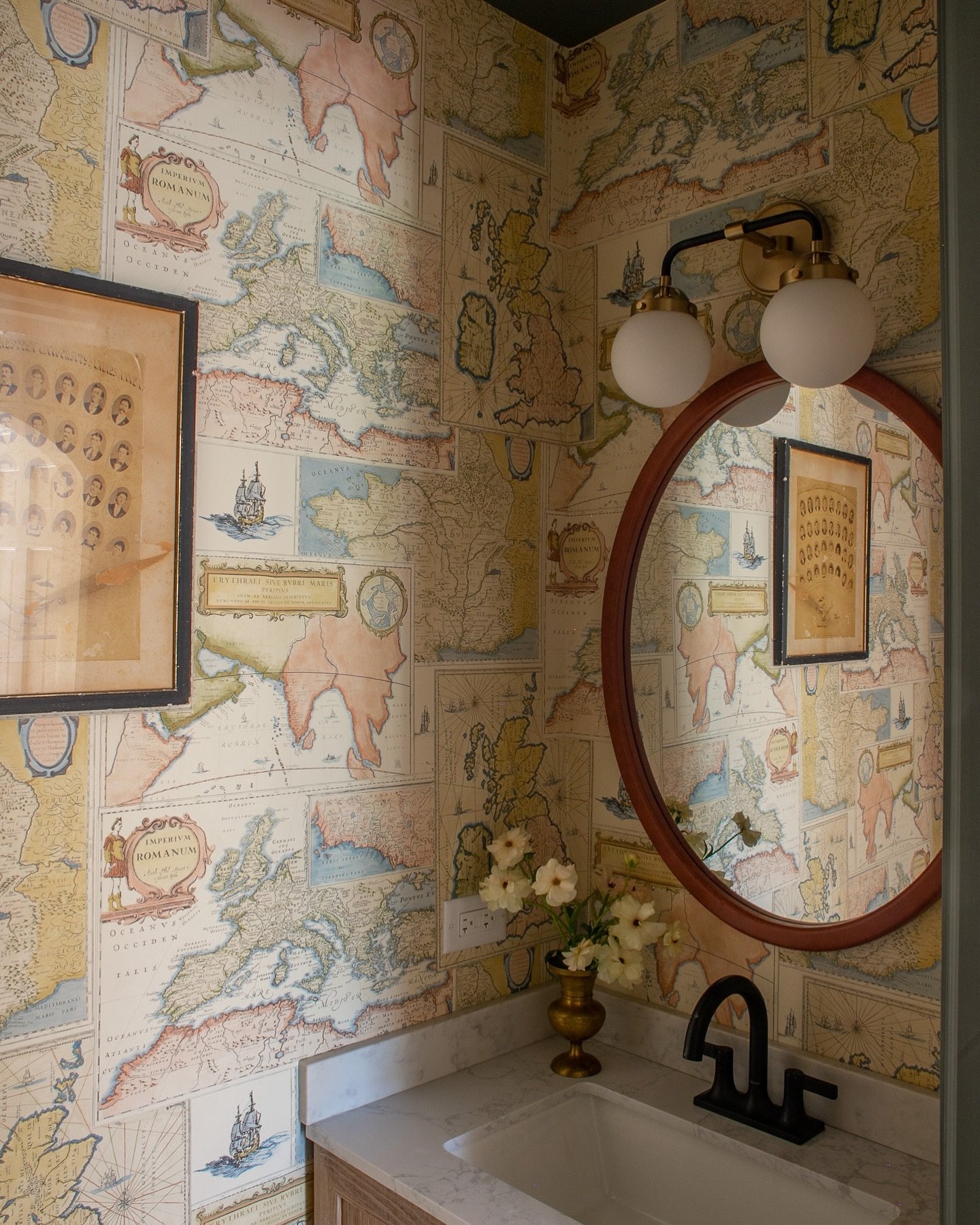 This client has an awesome collection of old maps in their living room and when it came time for a powder bath wallpaper selection, this just had to be it! 

#chicagointeriordesigner #raleighinteriordesigner #powderbathwallpaper #powderbath #bathroom
