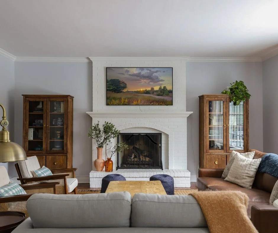 Good design doesn't have to be complicated. Sometimes it's about choosing a few quality pieces that feel right together and letting them do the work.

This Barrington living room proves that simple can still feel collected and personal. A pair of woo