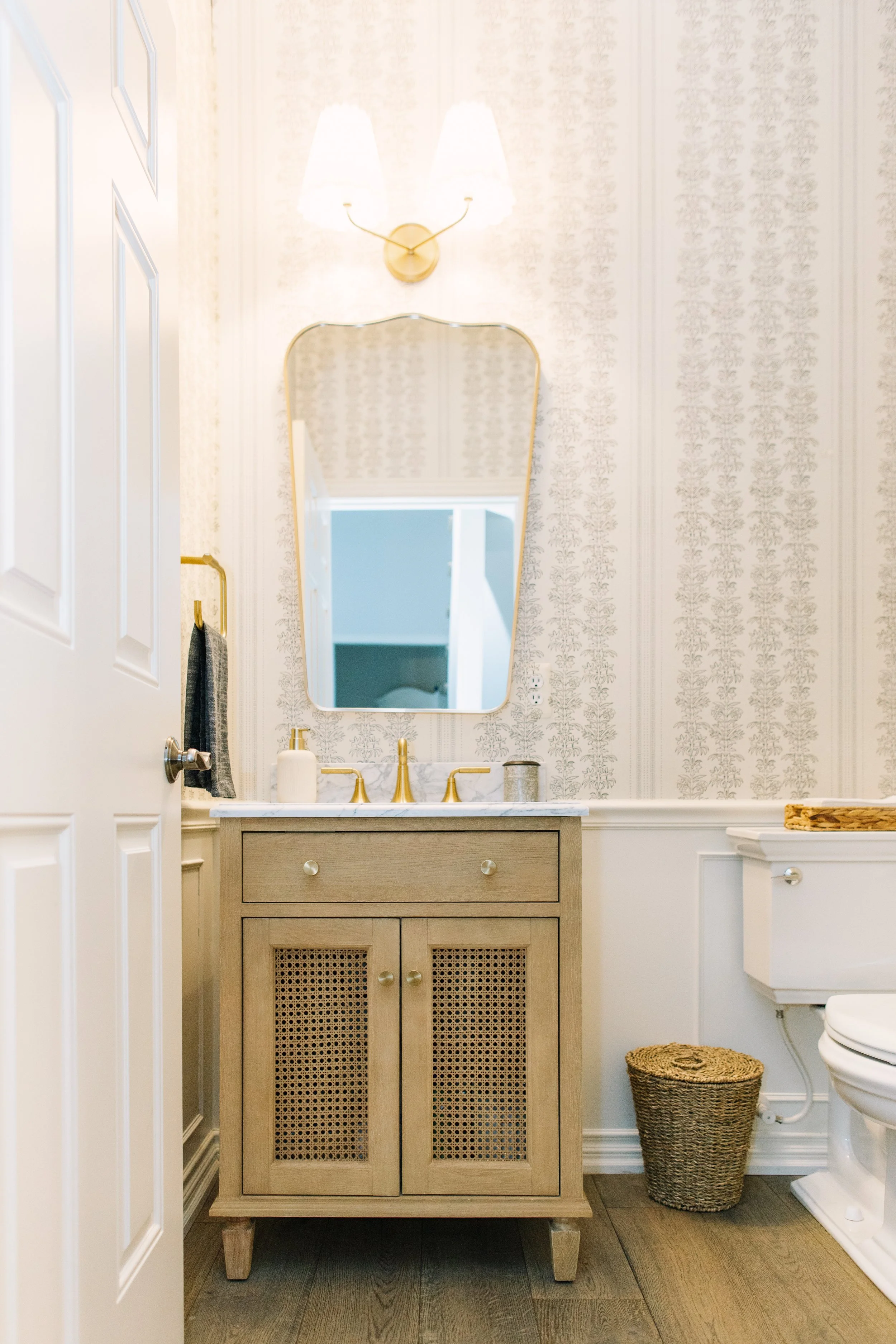 South Lyon Powder Room