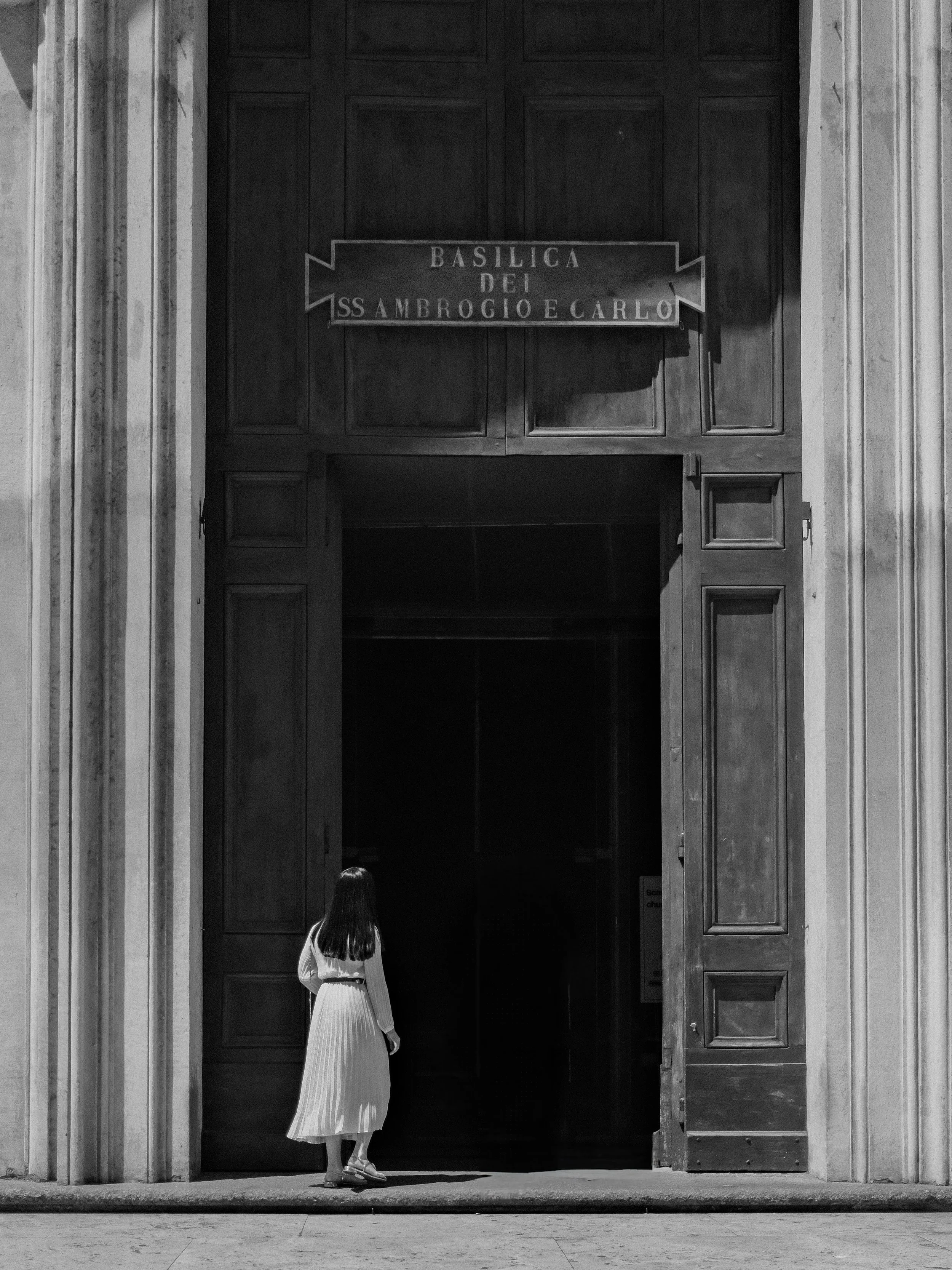 Mono_The Immaculate Dress.JPG