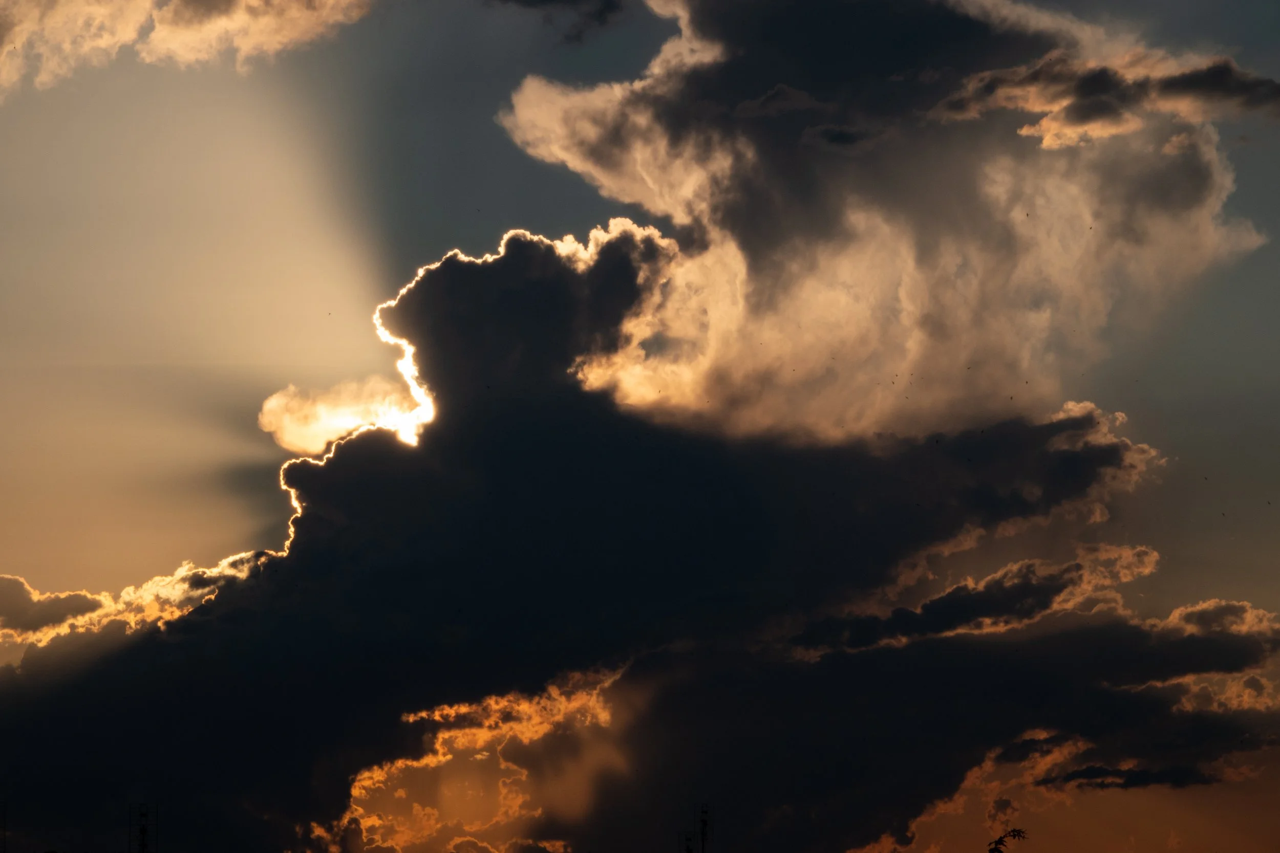 Cloud Photography Dark Blue Gold 3x2
