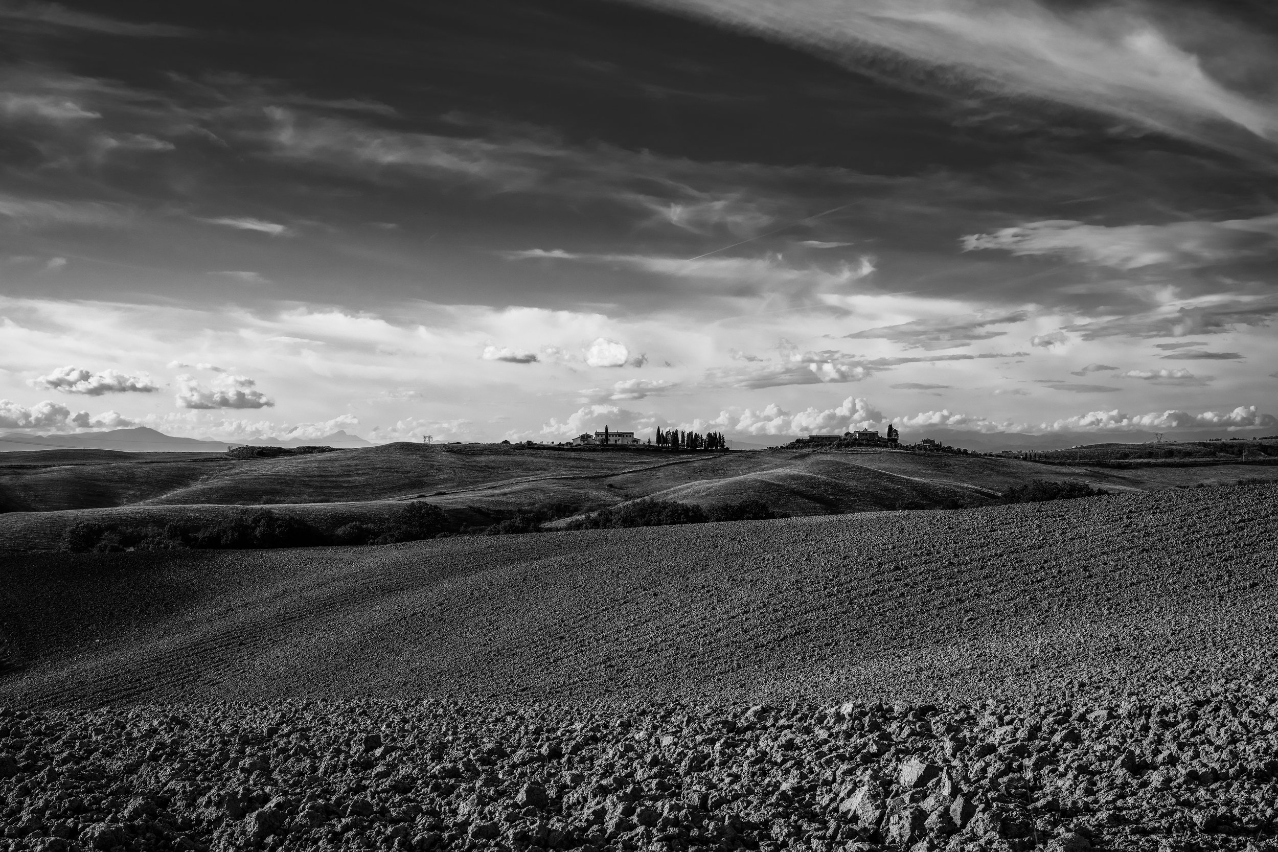 MO_Tuscany in Black and White.JPG