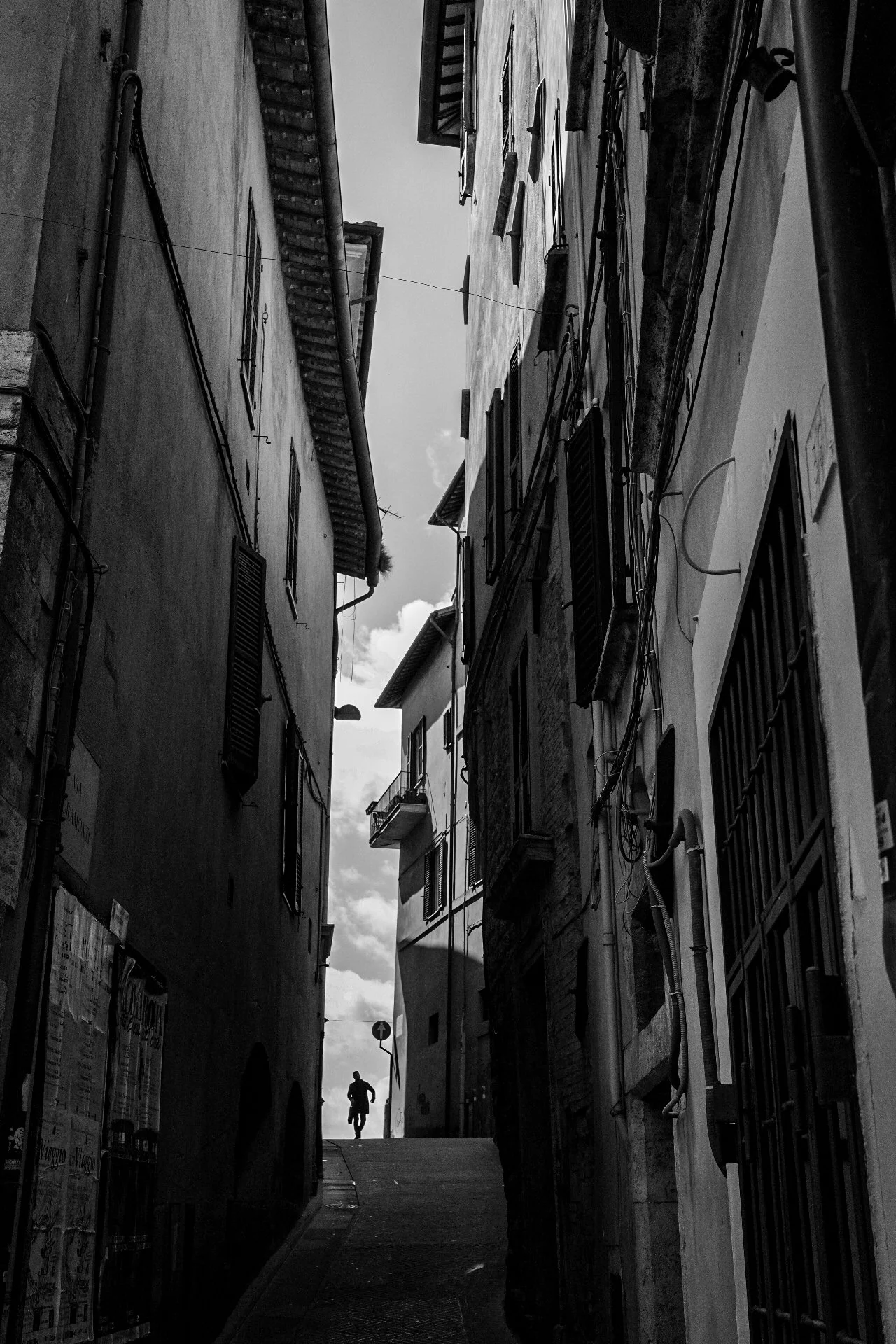 Silhouette Photography Man Streets Spello Italy
