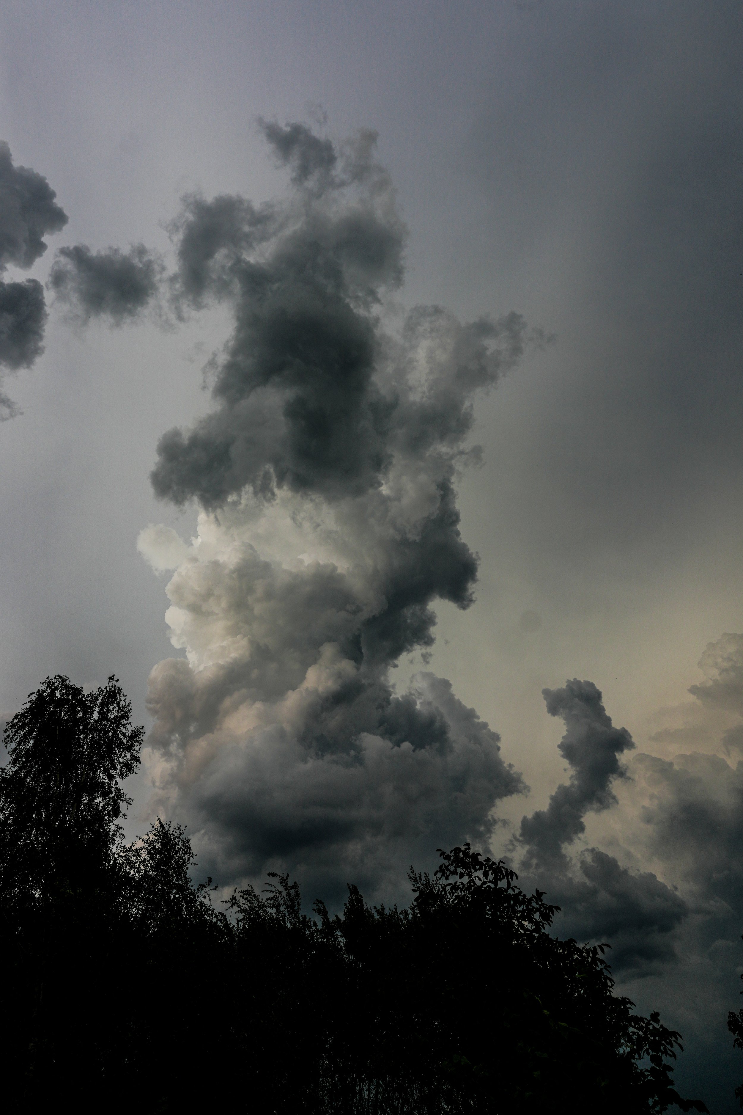 Cloud Photography Blue Grey Sky Netherlands 2x3
