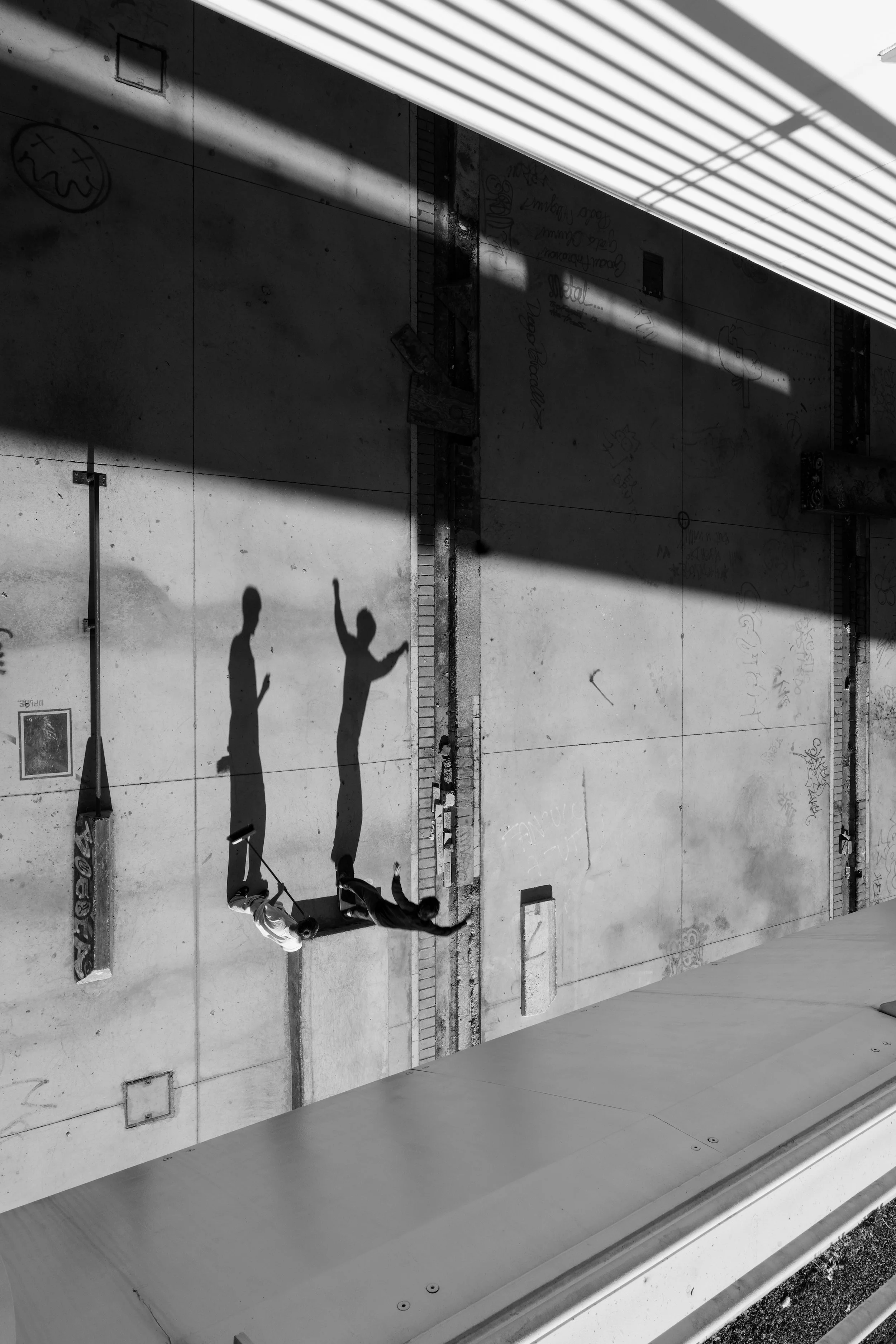 Street Scene Skaters Rome Italy BNW
