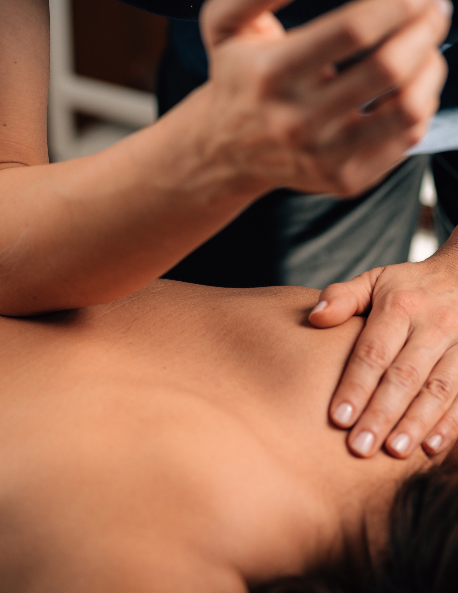 Deep Tissue Massage Therapy: Benefits, Techniques &amp; What to Expect