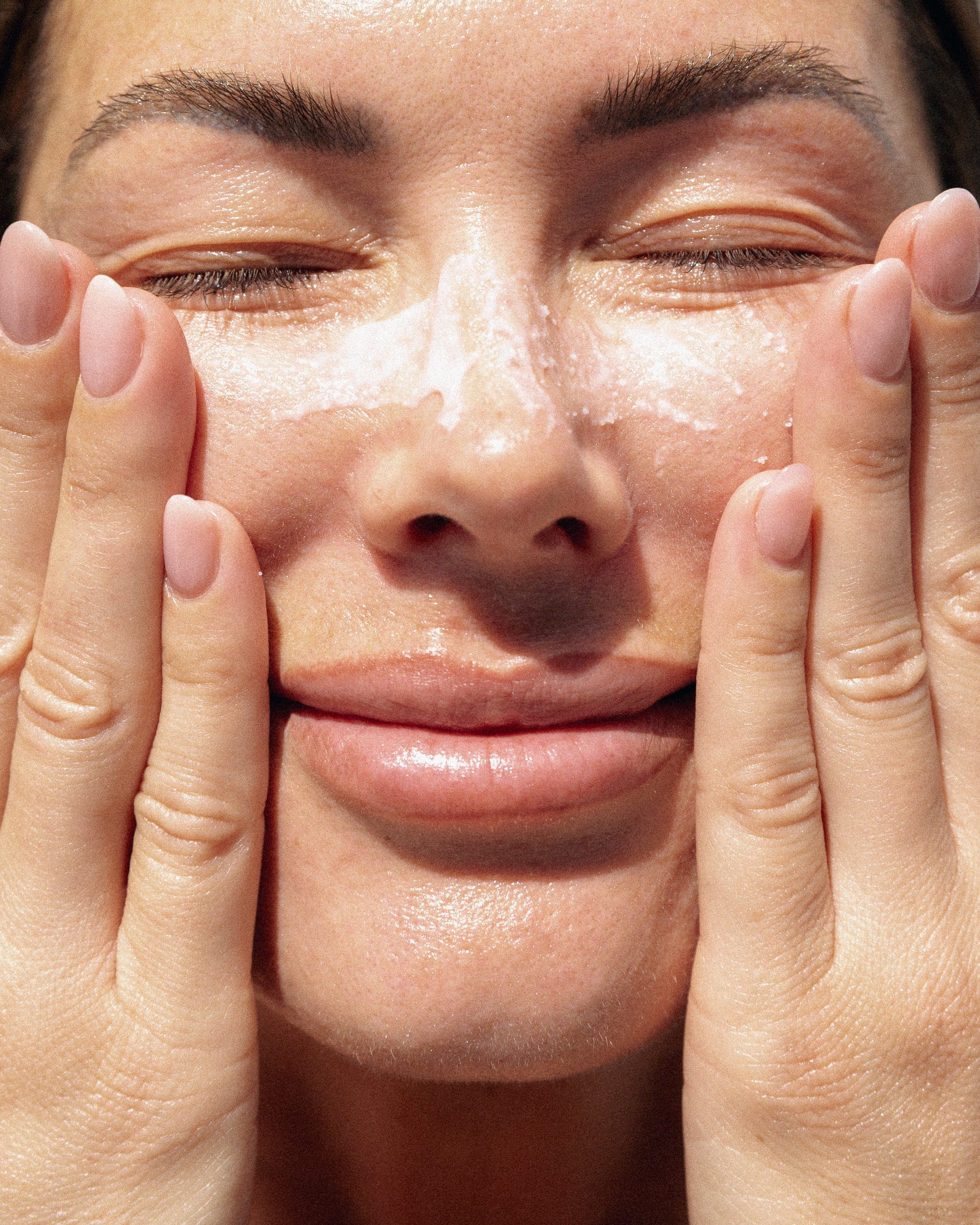 Florida Skin Care: How Heat &amp; Humidity Affect Your Skin Routine