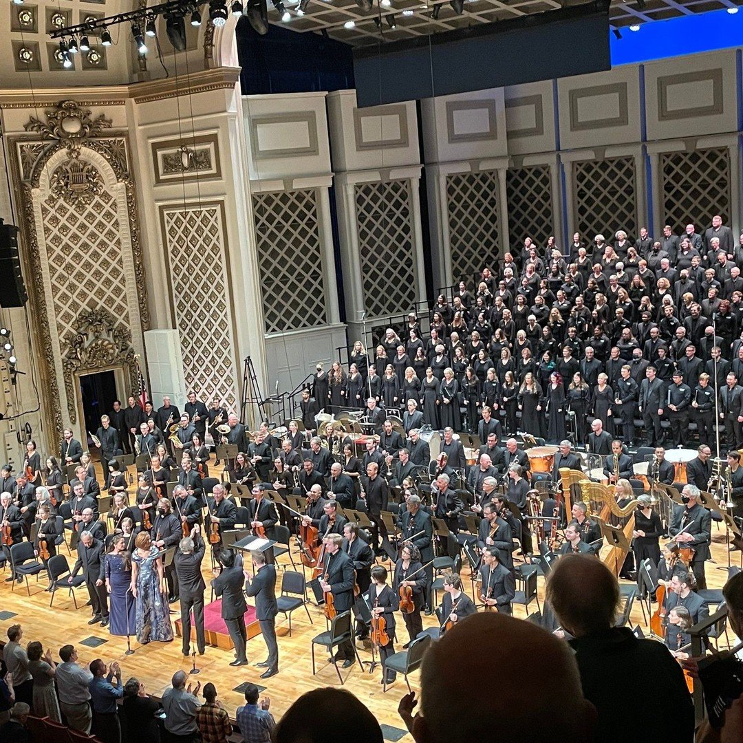 How many musicians can one stage fit?!

Round 2 this weekend was at the CSO, which performed Mahler's Resurrection Symphony. It was incredible!

I love hearing Mahler symphonies because he orchestrated for soooo many parts. No recording will ever do 