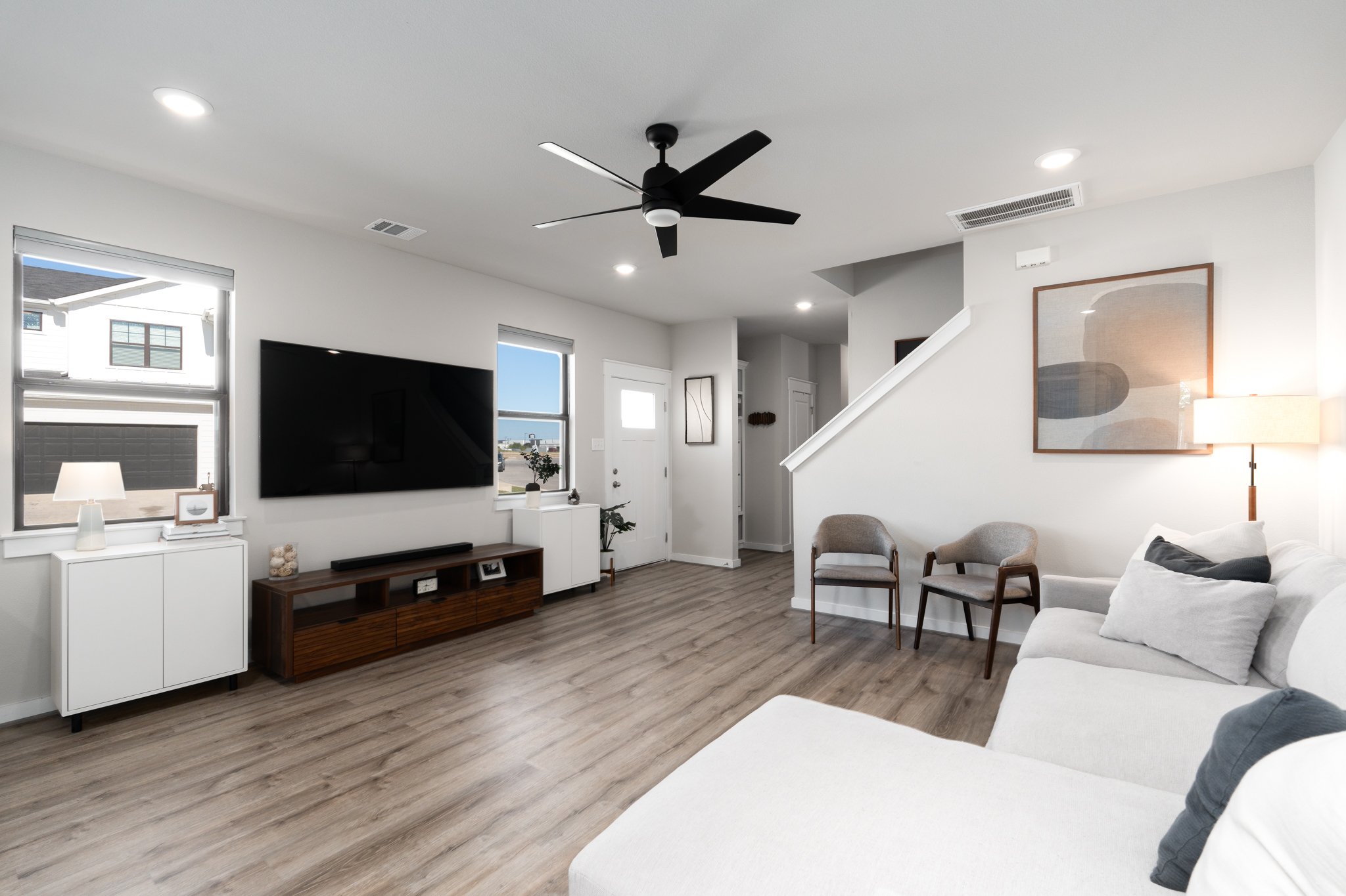 180 c waterside_web size_-5.jpg