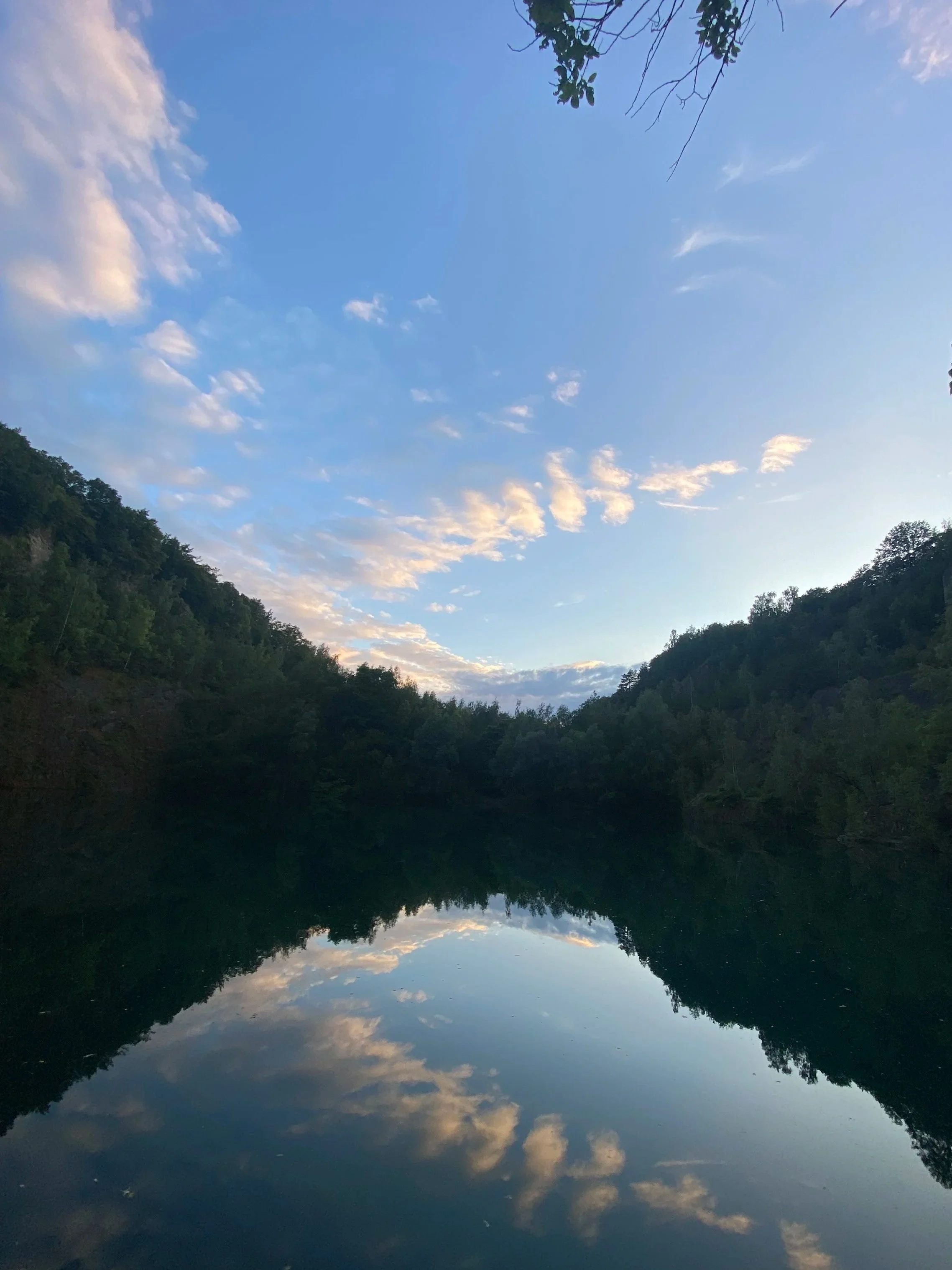 Pourquoi répétons-nous les mêmes schémas émotionnels ?