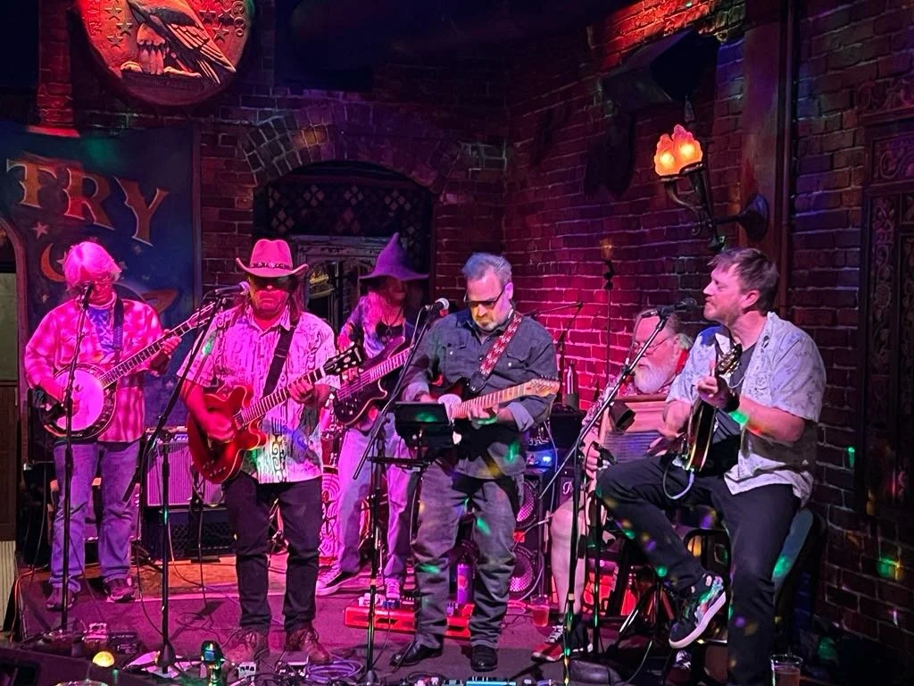 Buds of May Revival at Horsebrass Pub