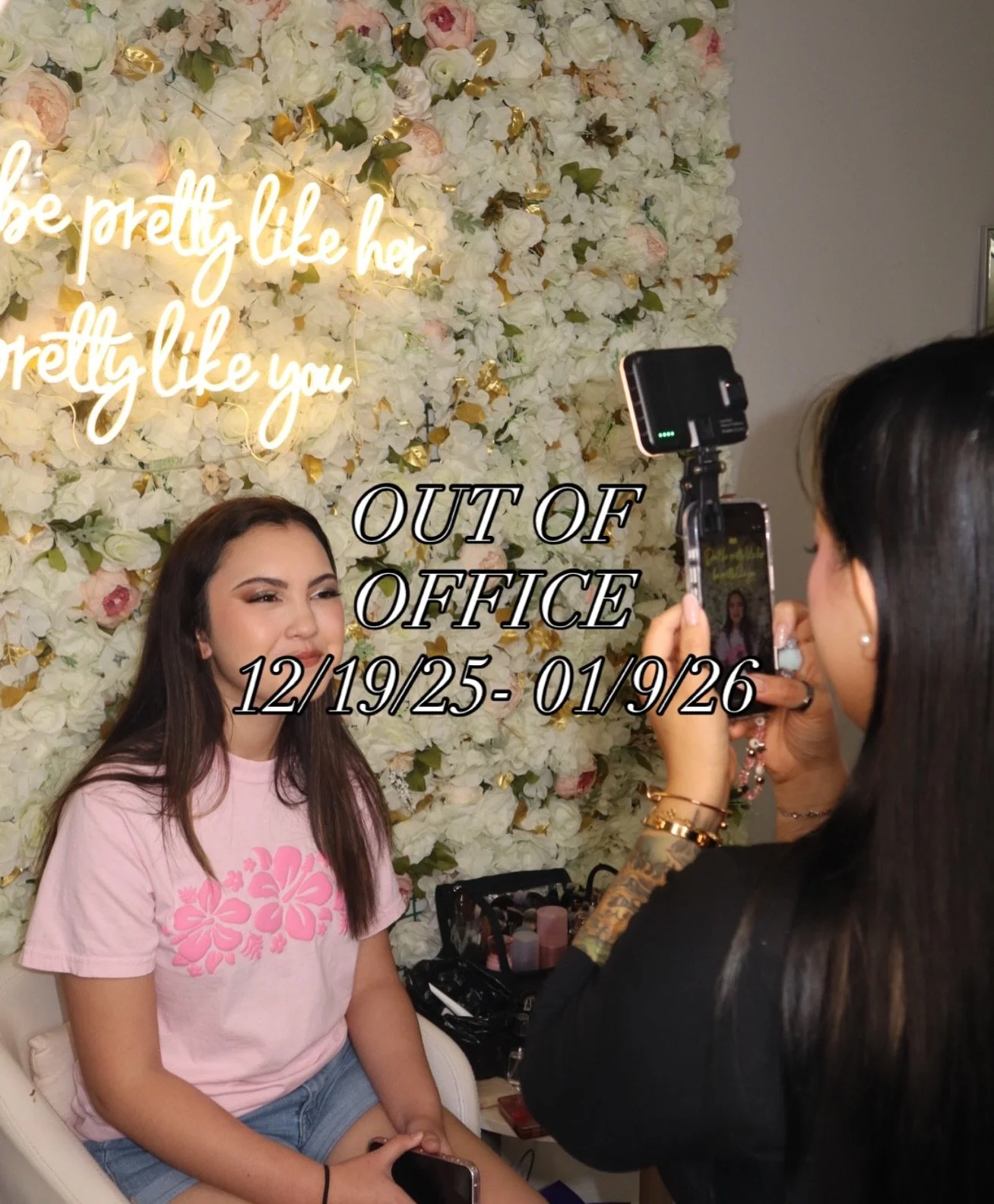 happy holidays, everyone! 🎀🎁✈️ i&rsquo;ll be on holiday 🇨🇦🇯🇵🇬🇺🇰🇷 through mid january and will respond without delay to any correspondence via email, website inquiry, text, DM, etc. once i&rsquo;m back! have a safe end to this year and i&rsq