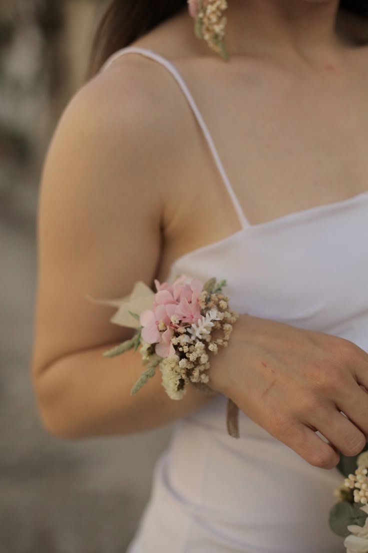 carnation corsage diy.jpg