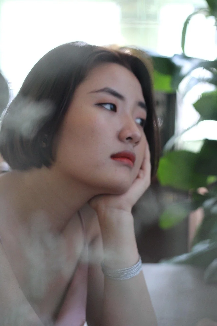 What to Really Expect from Your First Tarot Card Reading (Spoiler: No Crystal Balls, Sacrificing Chickens, or Blood Oaths)