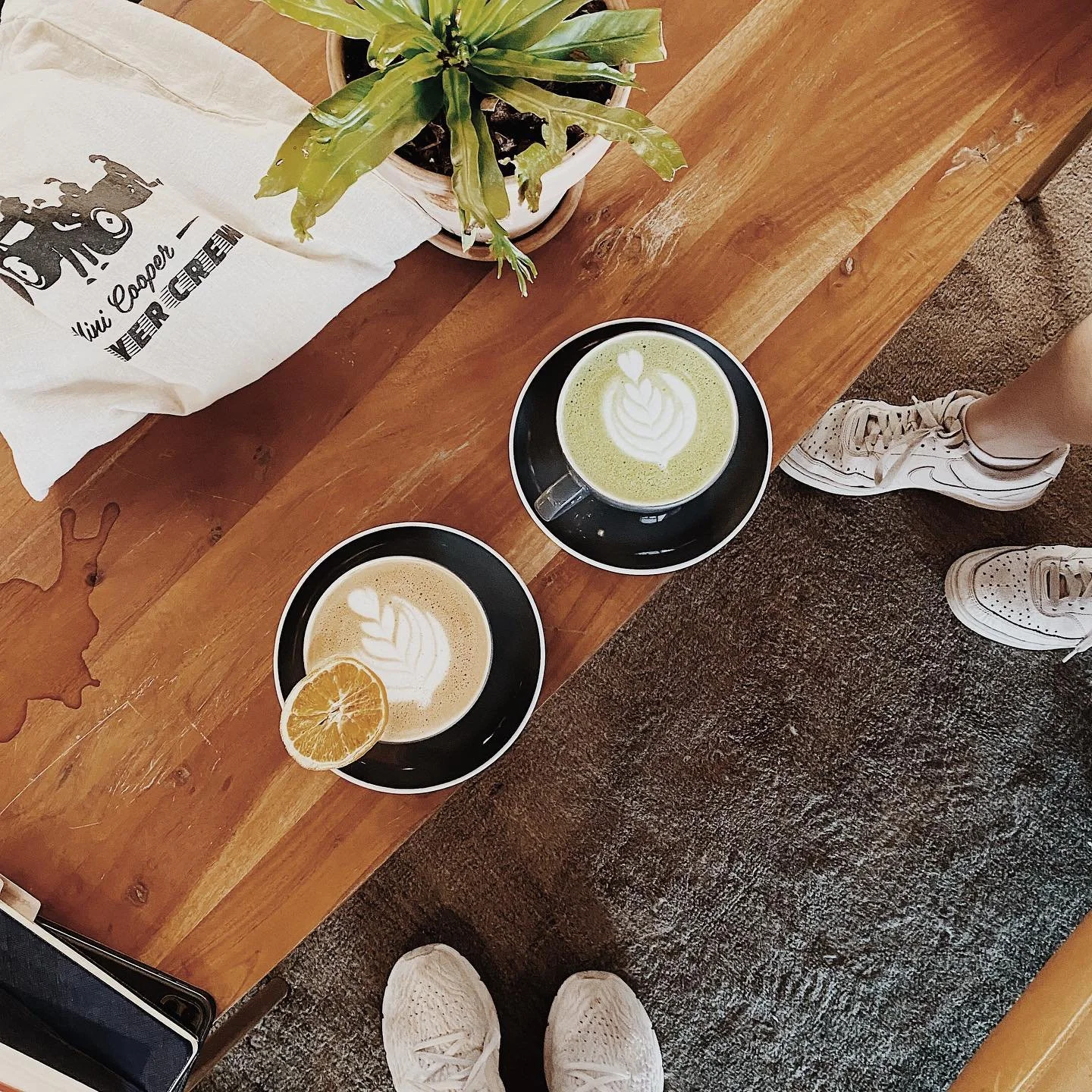 Therapy Ephiphany II

Often the work that I do entails training people how to seek healthy relationships! 🫶

In therapy, we learn how to discern toxic vs. safe relationships. 🙌

Check this out: 
If I come across a bad apple, then my brain easily ge