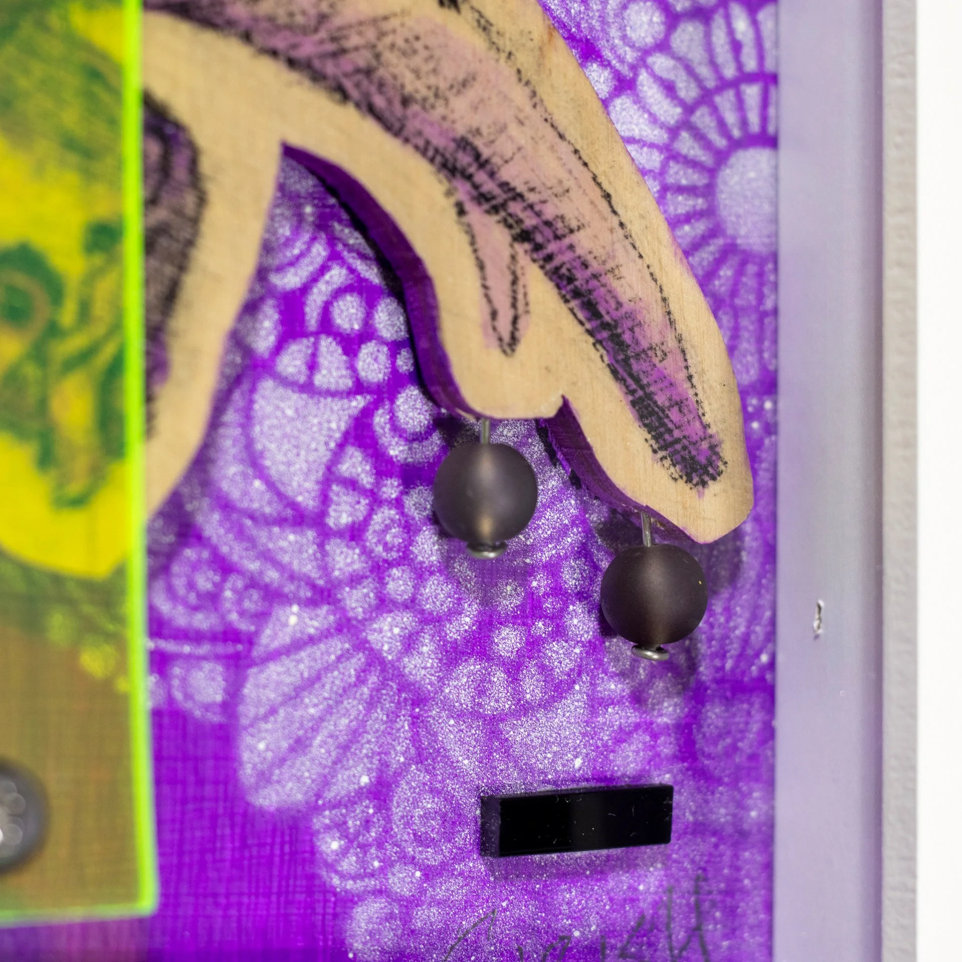genesis-relic-5-detail2.jpg