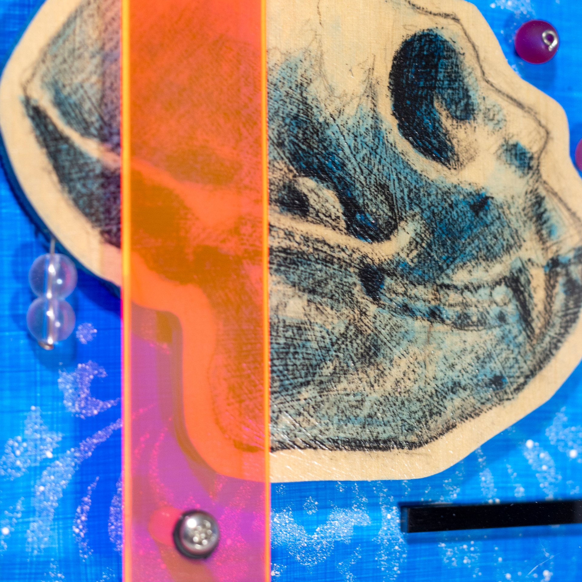 genesis-relic-3-detail1.jpg