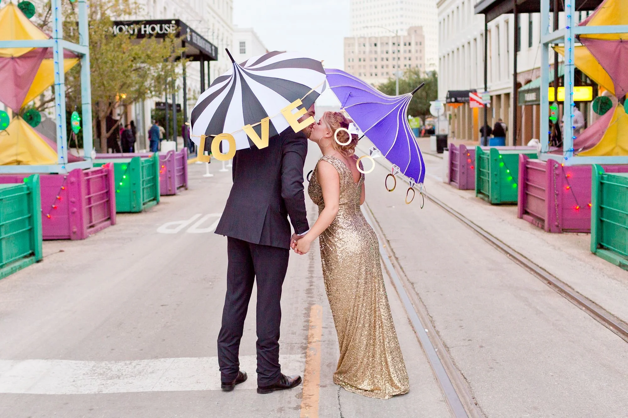 Galveston-Mardi-Gras-elopement_0029.jpg