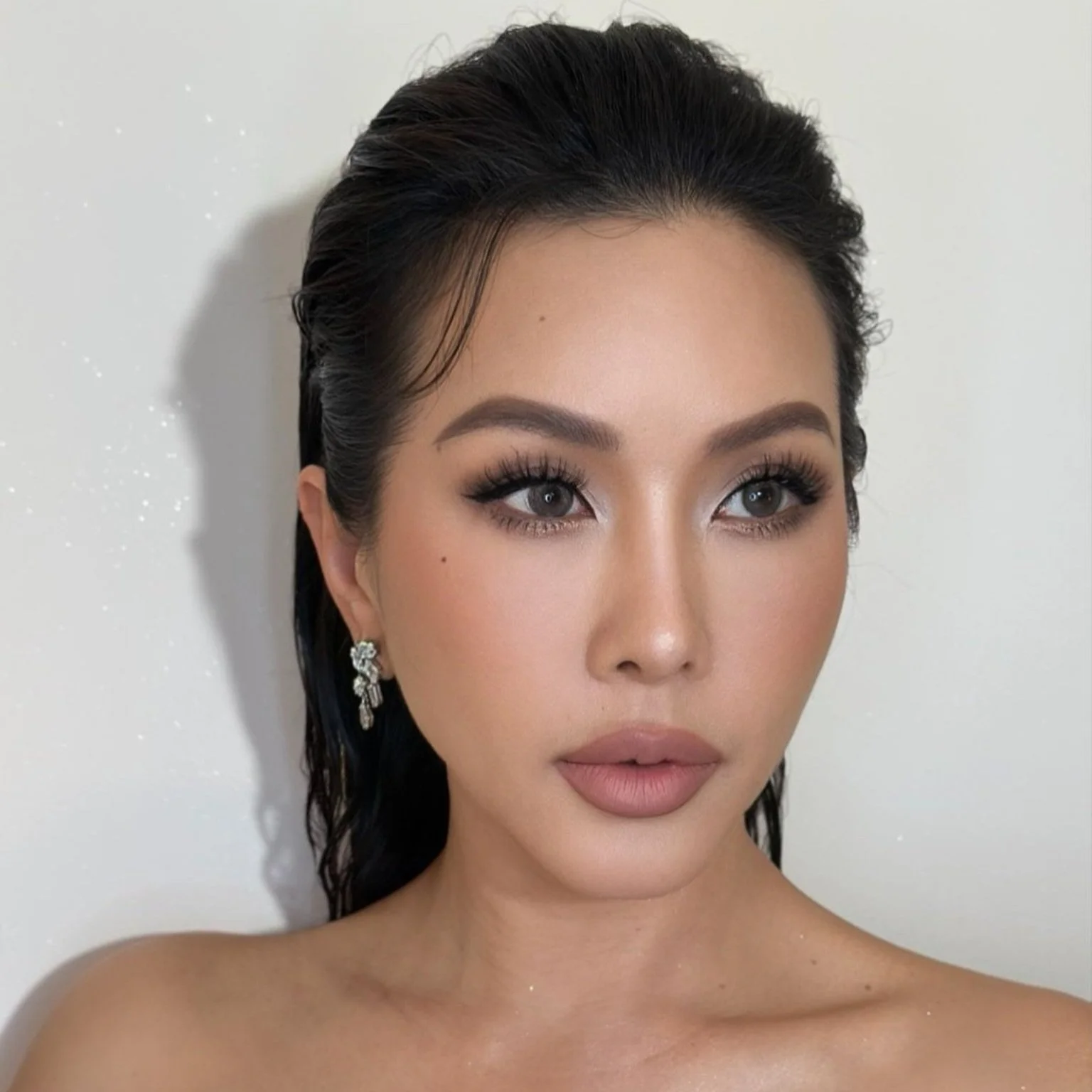 Facetune_16-08-2024-18-36-57.jpg