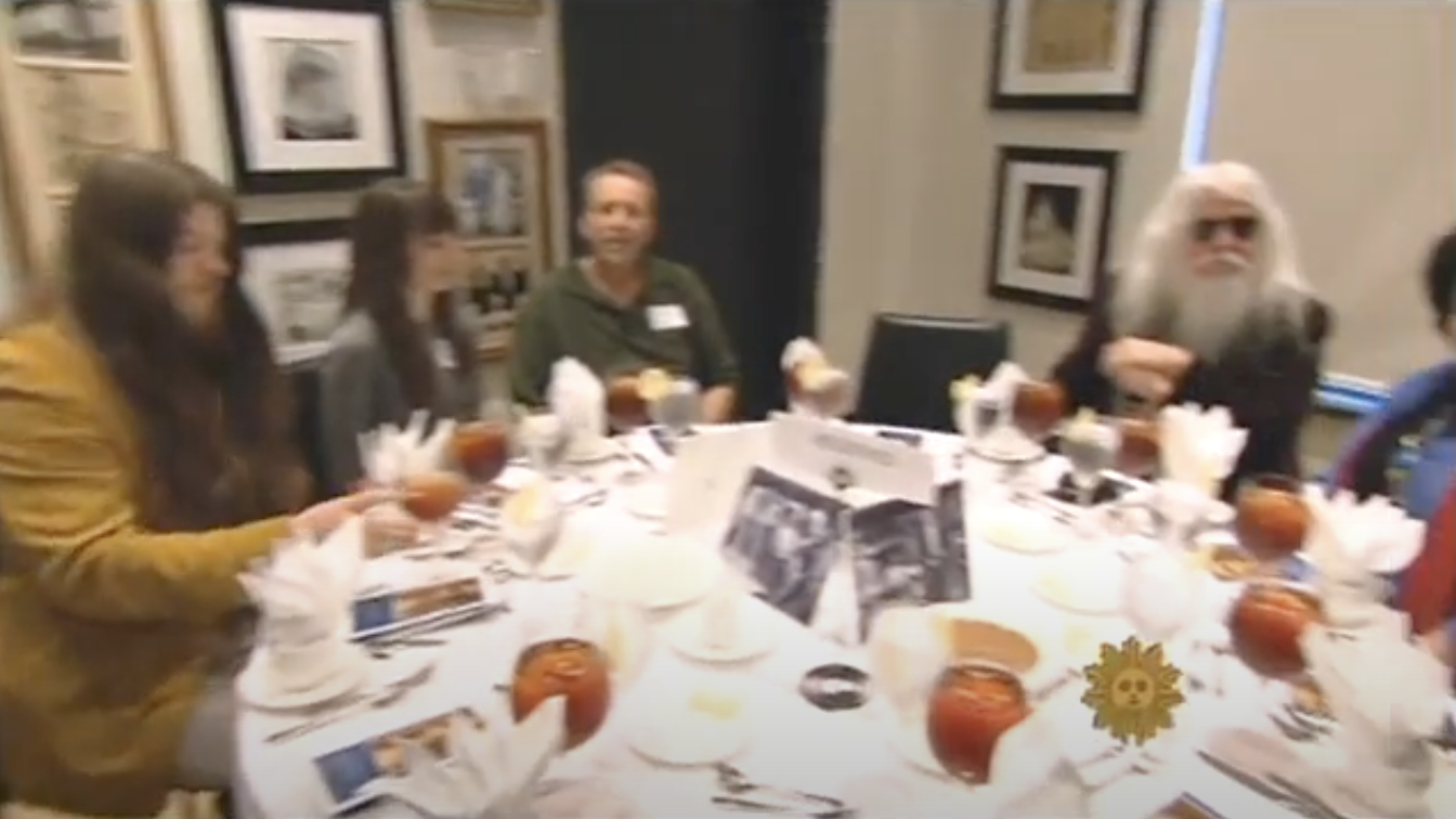 mark lindsey leon cbs sunday morning.png