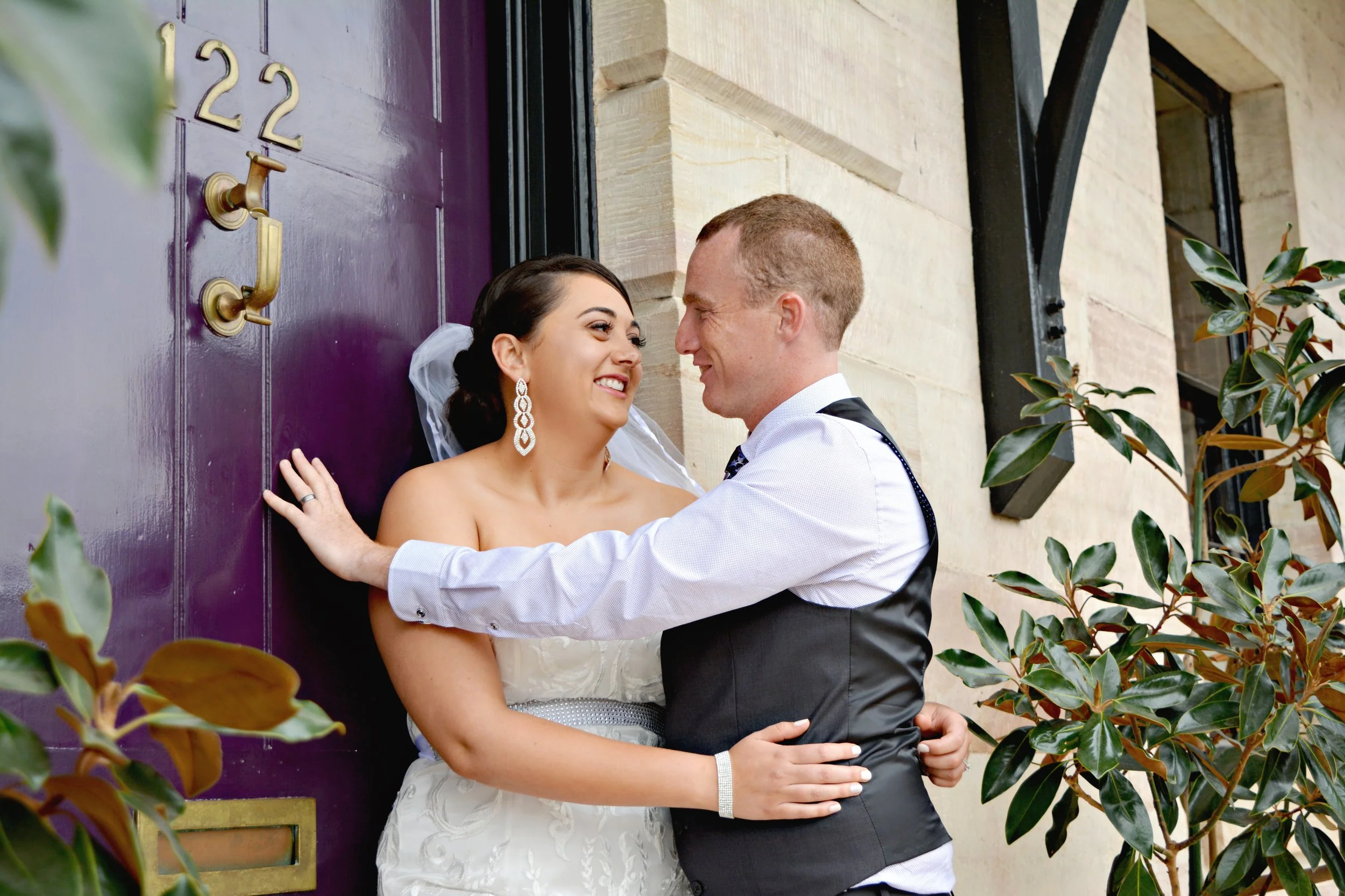CLICK HERE > TO VIEW WEDDING GALLERY OF WORK