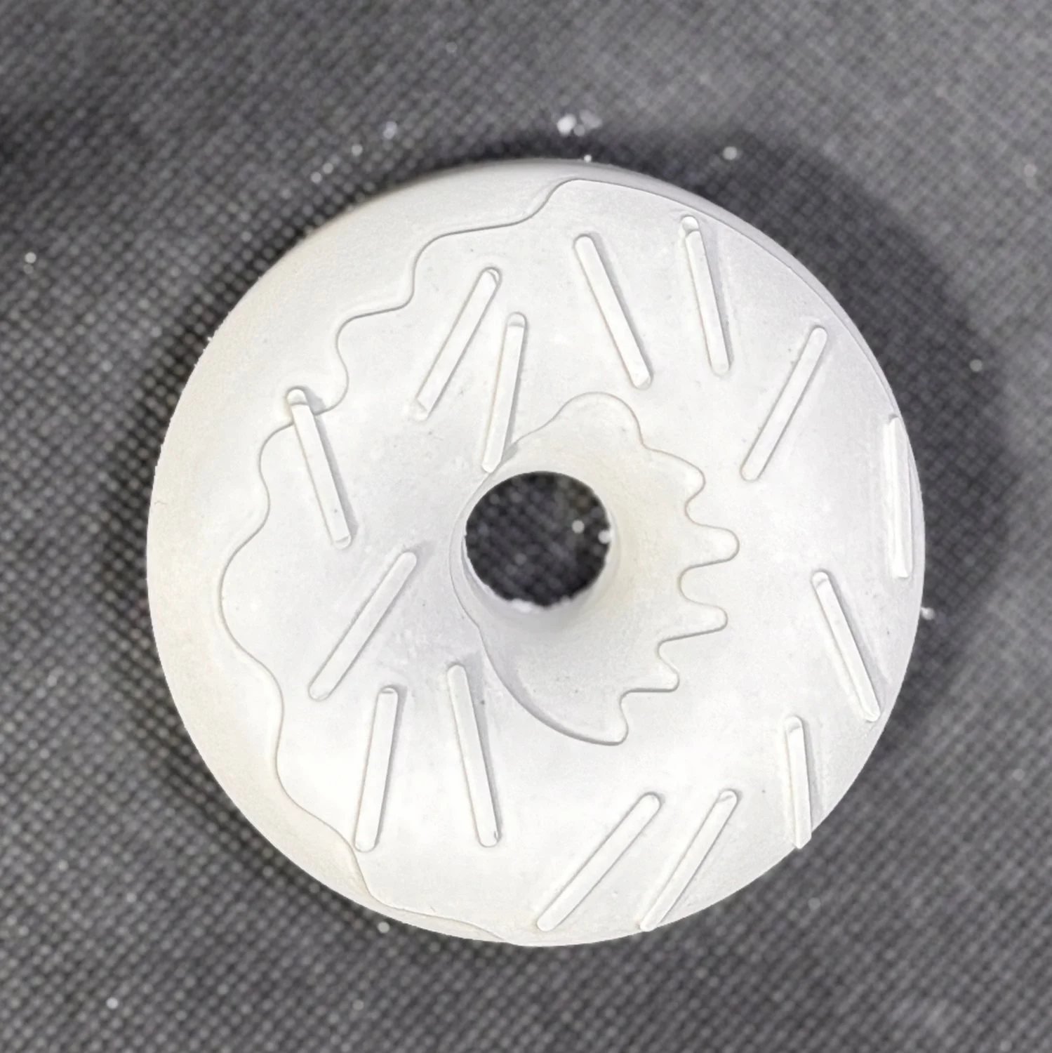 Figura de yeso de dona para pintar, estilo 4. Medidas: 7 × 7 cm.