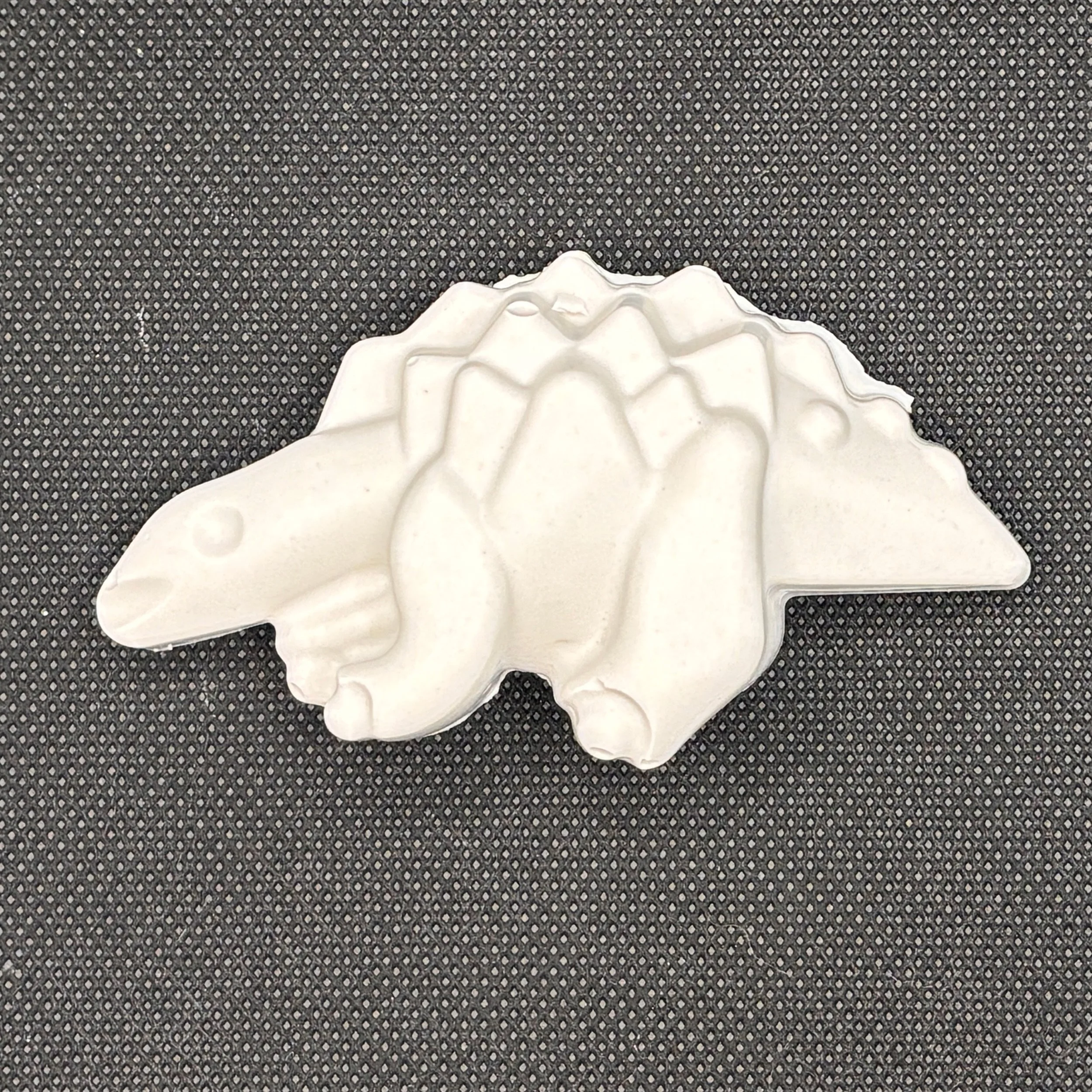 Figura de dinosaurio de yeso para actividad creativa – CREAX Costa Rica