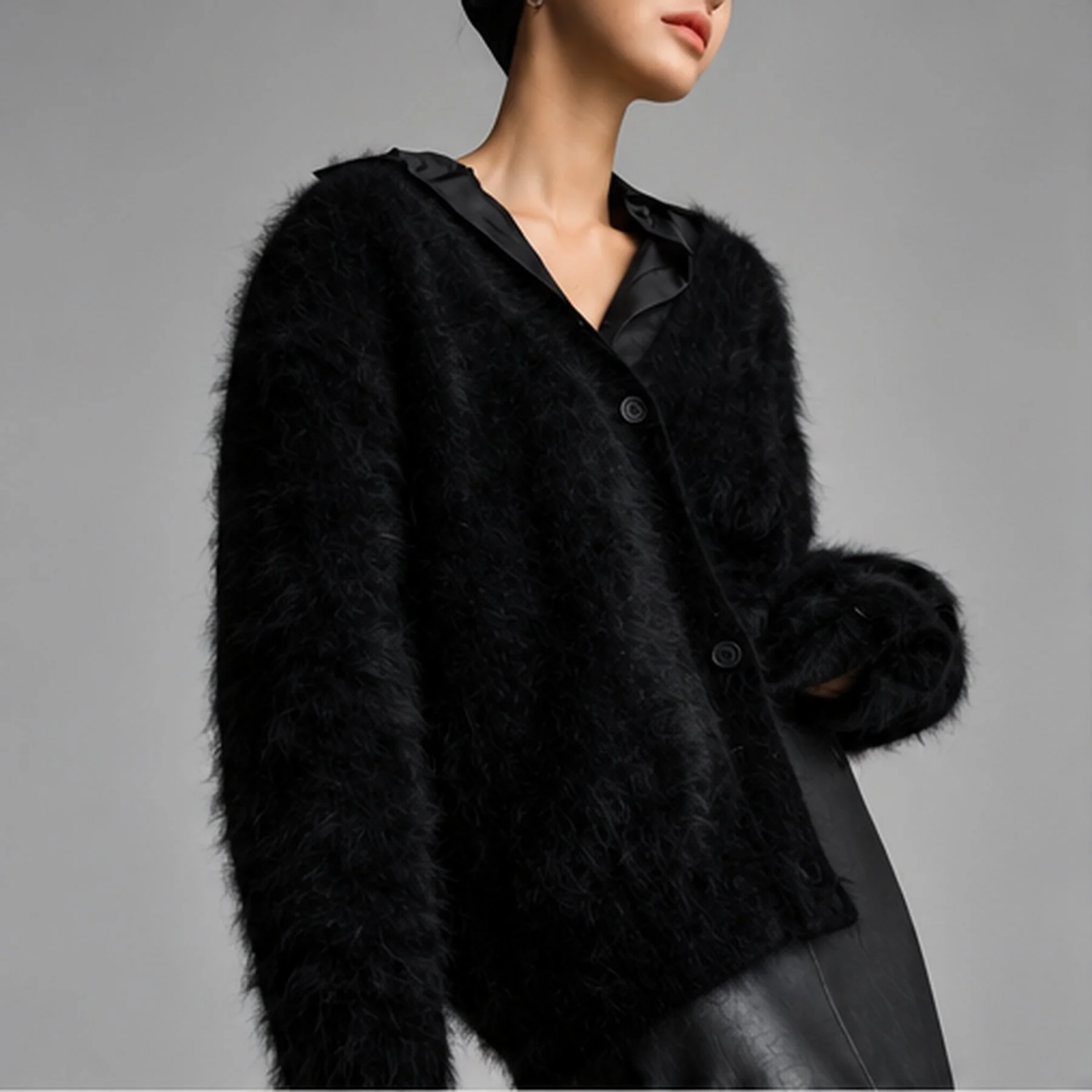 black_cardigan_new_01.jpg
