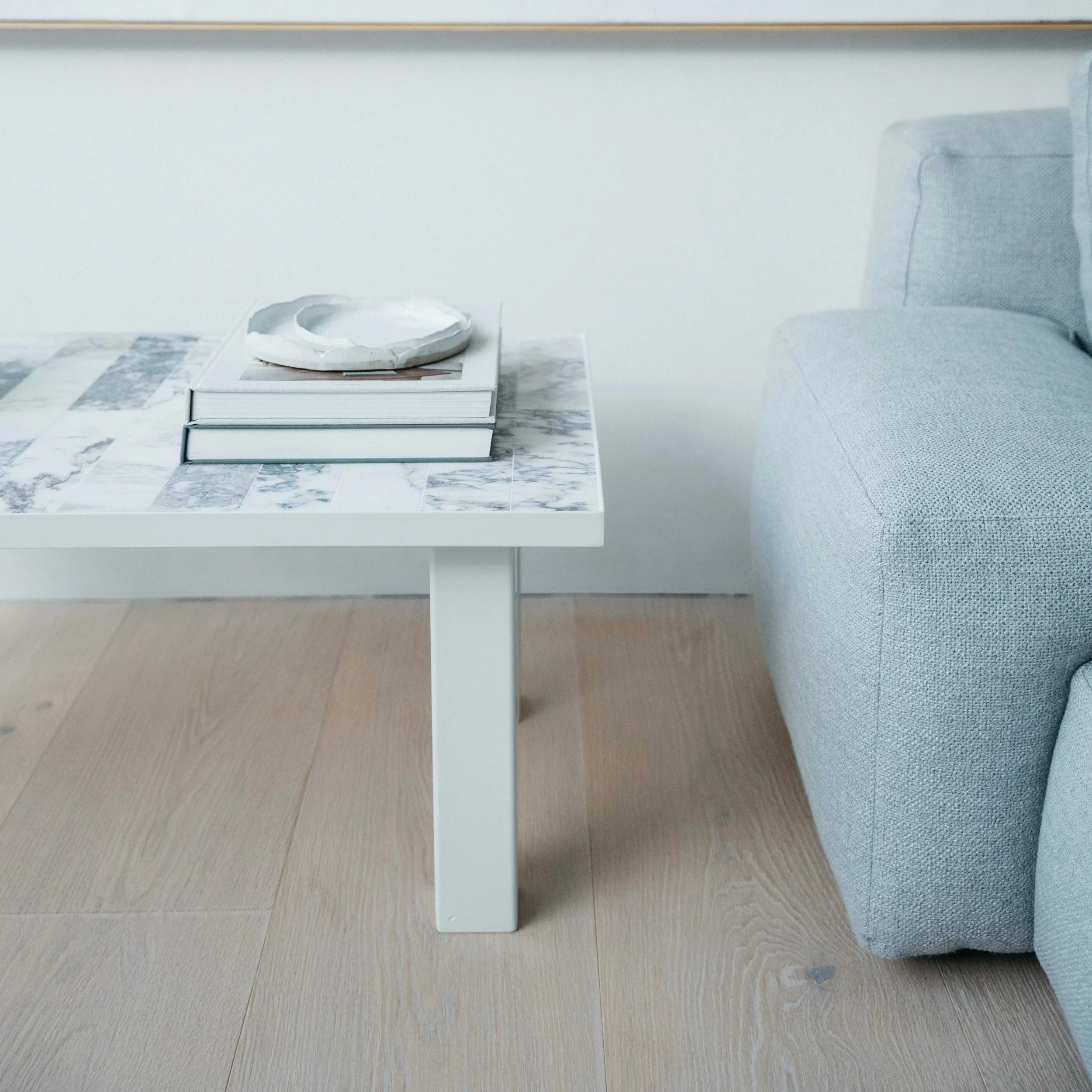 The Andy. Made using a mix of Viola marble tiles and a custom steel powder coated base. Designed by Front Door Studio and made to order locally in Melbourne.

1060 L x 620 W x 430 H

Pre order available via our website or DM.

Photography: @harrisona