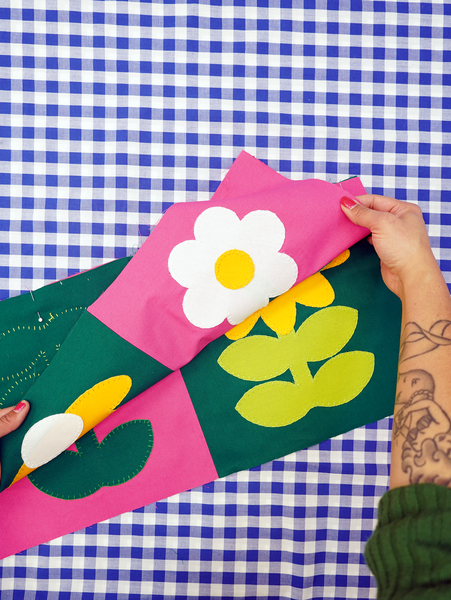 Kitiya-Palaskas-Cricut-wallhanging-DIY-7c_600x600.png