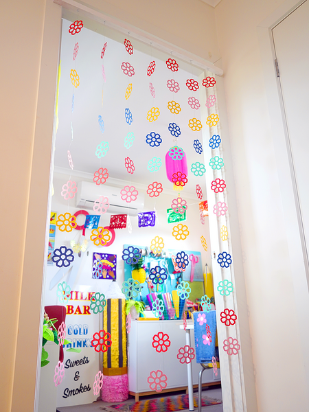 Kitiya_Palaskas_Cricut_DIY_Daisy_Door_Curtain_a2755571-9486-4123-9c18-b951158e6abc_600x600.png