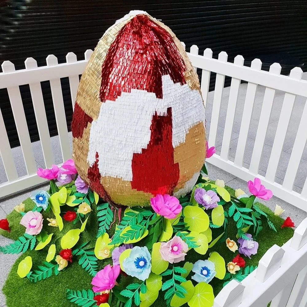 Kitiya-Palaskas-giant-easter-egg-pinata-prop-1.jpg