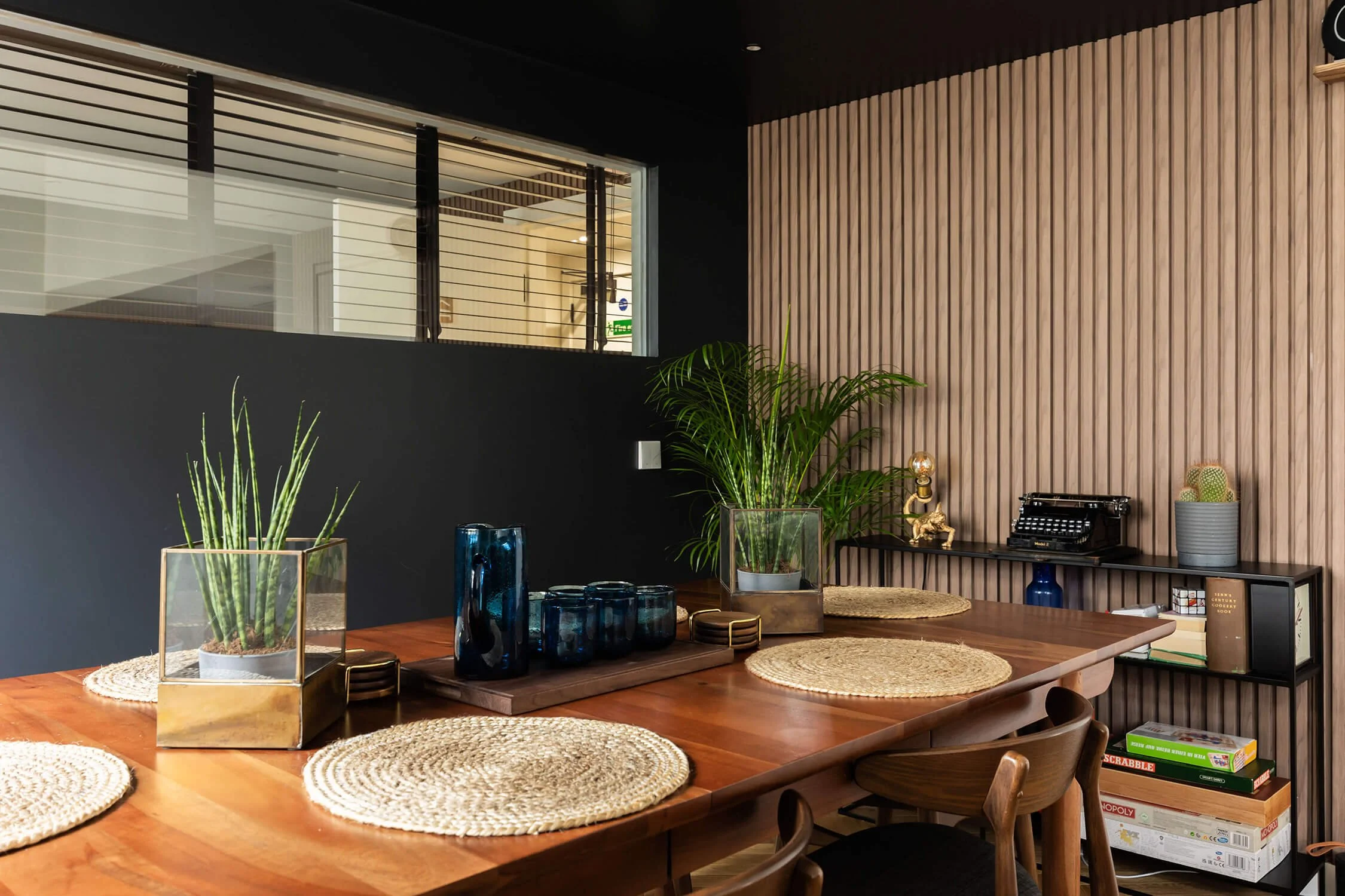 Dining Area (3).jpg
