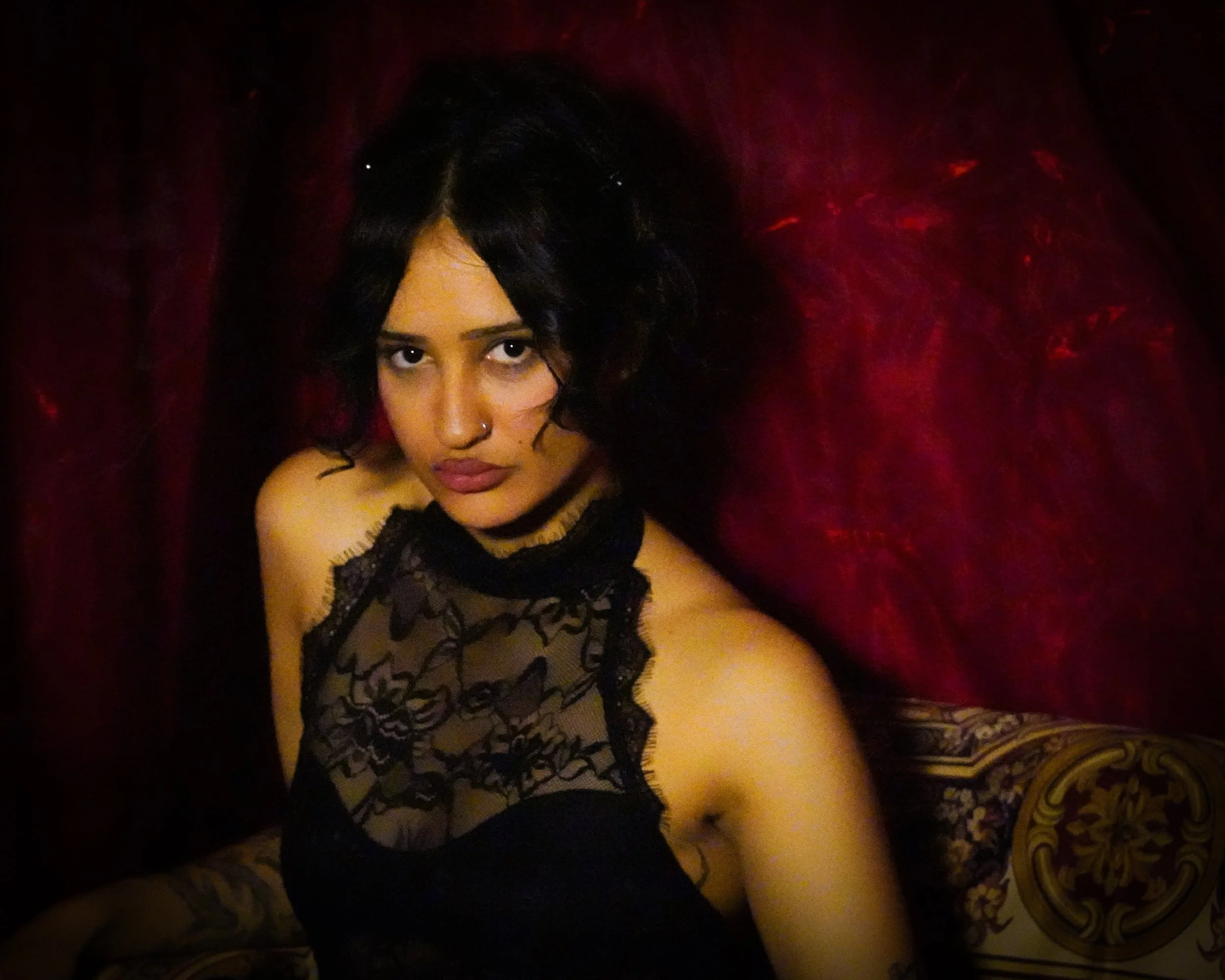 Selin Erkilic Photography Bar 4.JPG