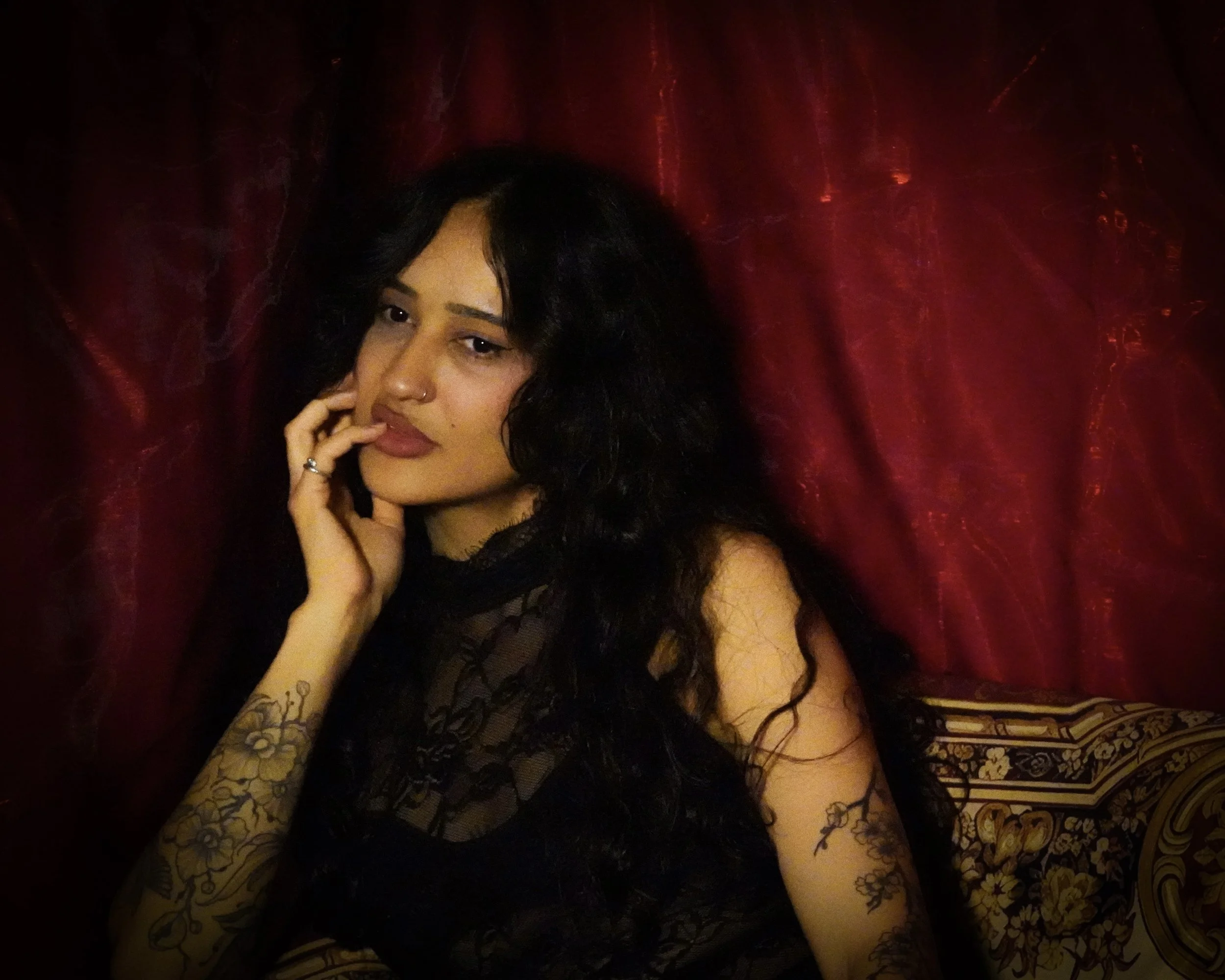 Selin Erkilic Photography Bar 1.jpg