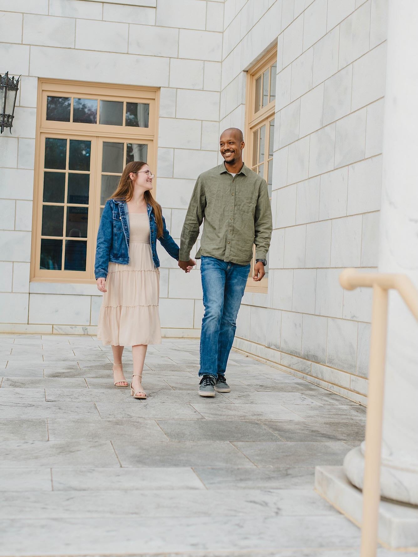 Swooning over this couple&rsquo;s fall engagement session. Can&rsquo;t wait to celebrate on their wedding day!!