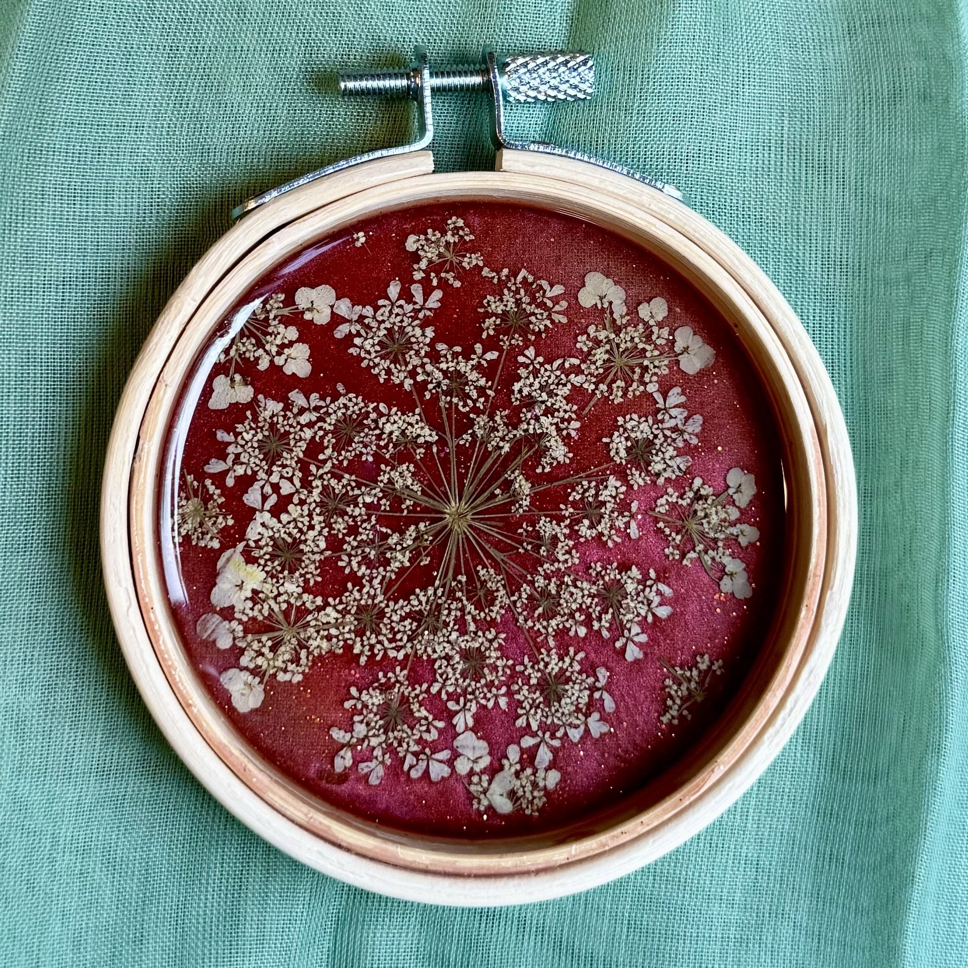 Maroon Queen Anne's Lace Embroidery Hoop 3%22 3EHL.jpg