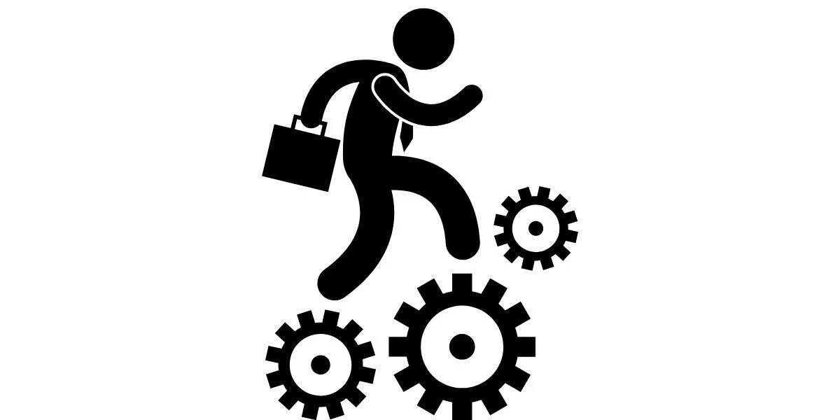 Chezea Mshahara, Usichezee Kazi