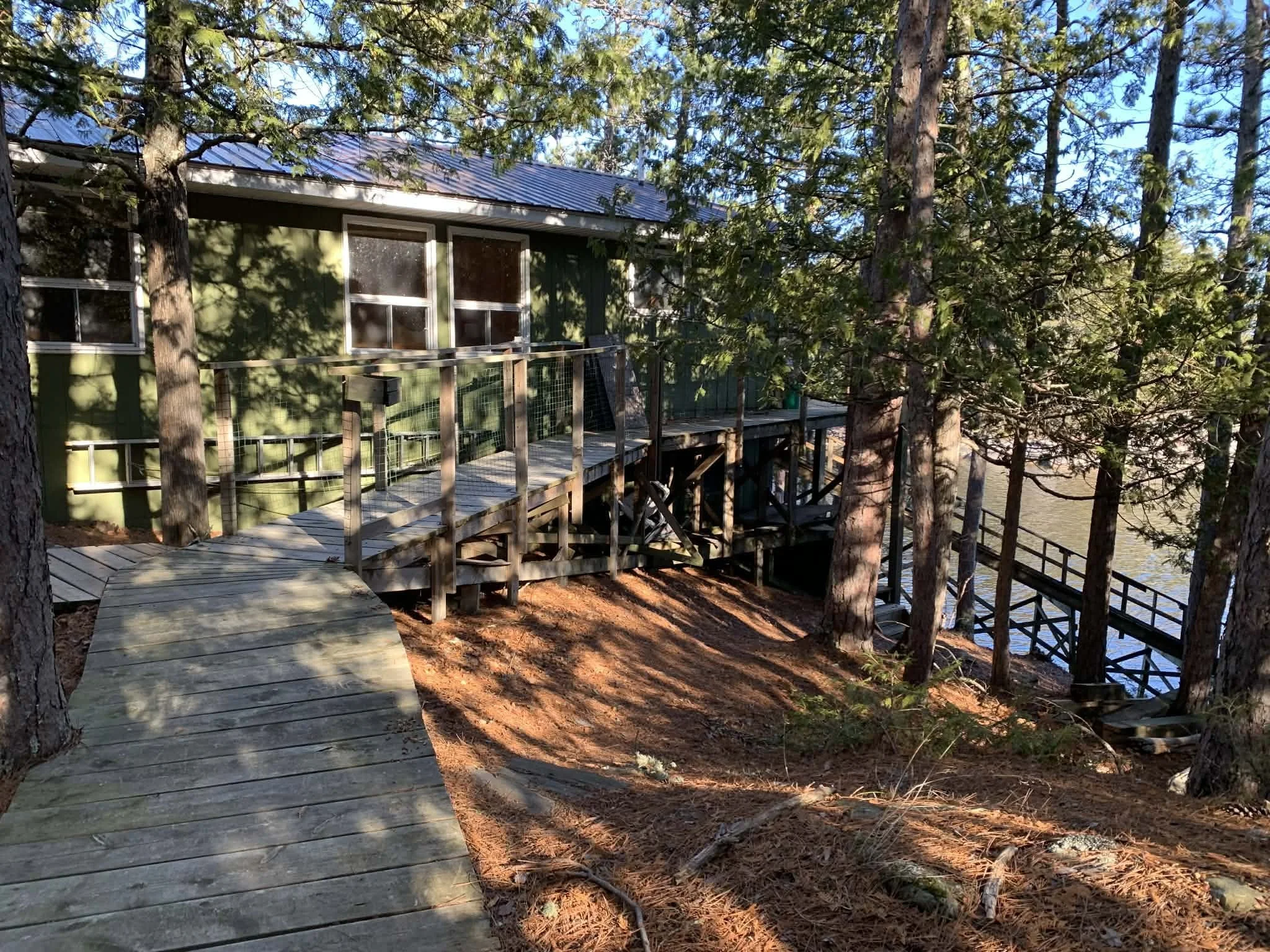 cabin4.jpg