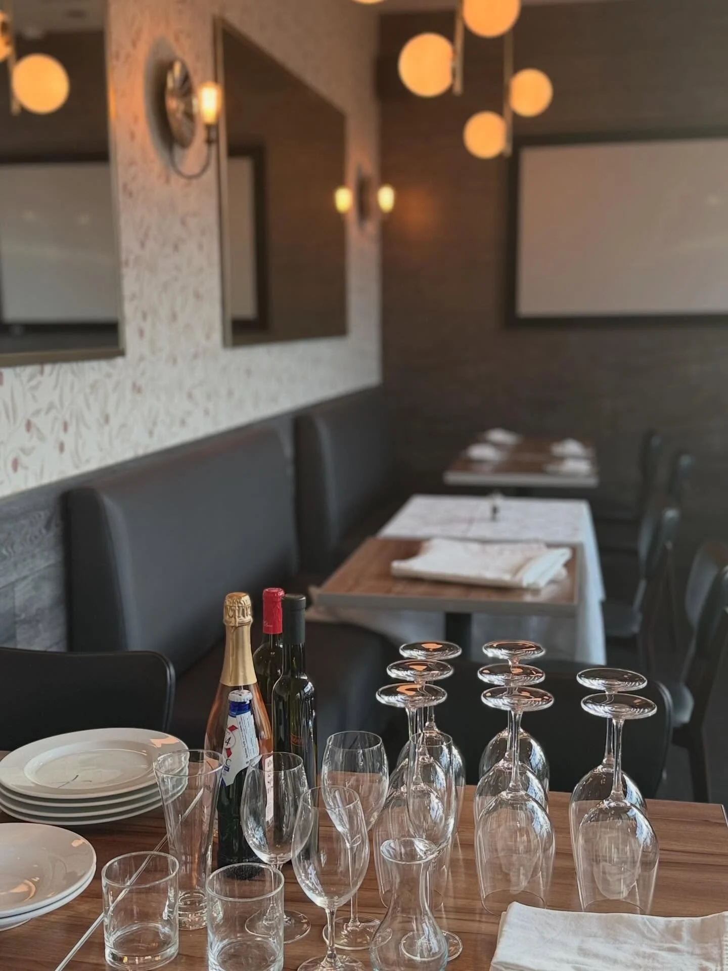 Exam day for the March&rsquo;s class today! Thank you @provencemarinaside for letting us use their space once again. The next 16h Introduction to serving course starts on April 11th @savio_volpe . I hope to see you there. Register at https://tipsacad