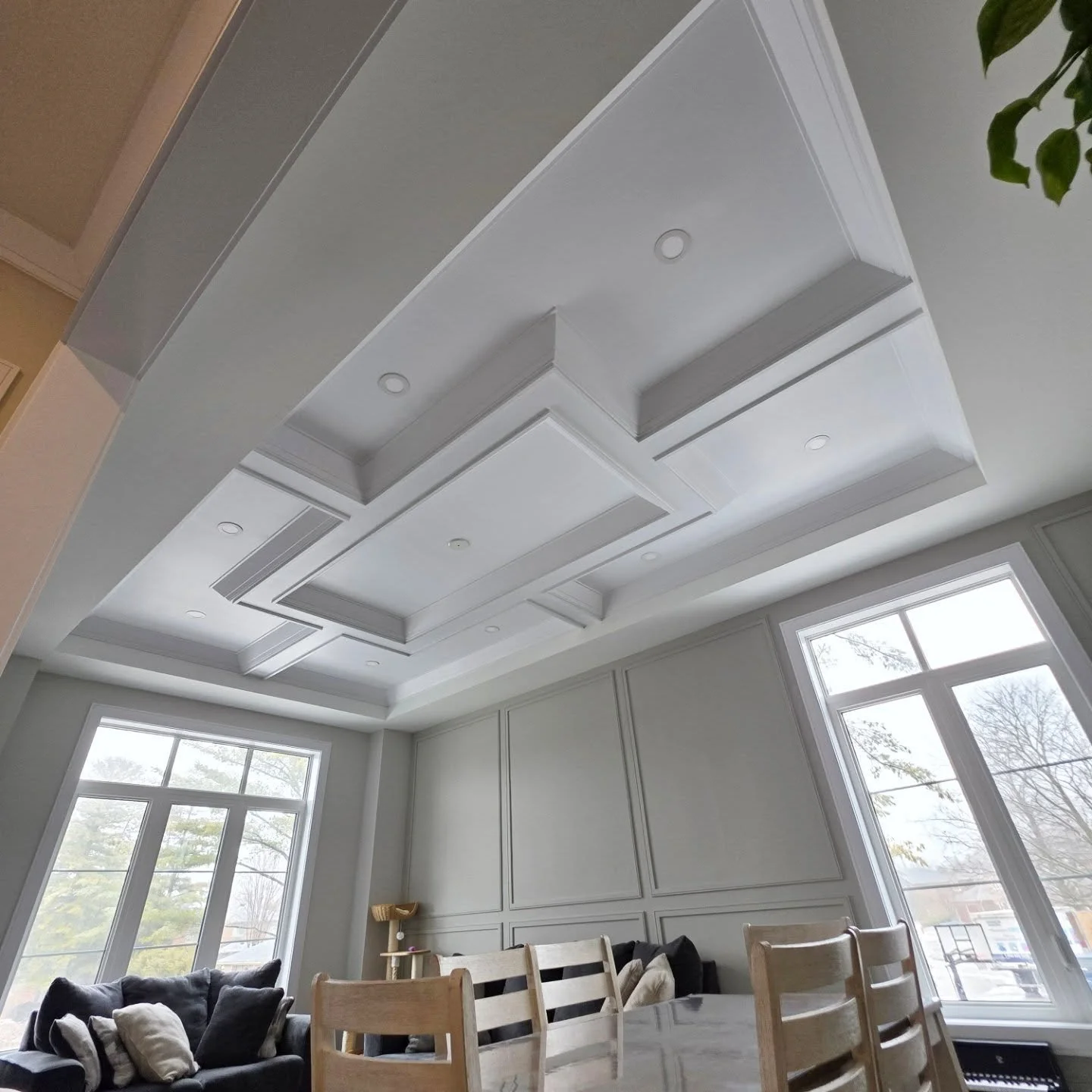 Clean
Timeless
Classy

#cofferedceiling #finishcarpentry #millwork