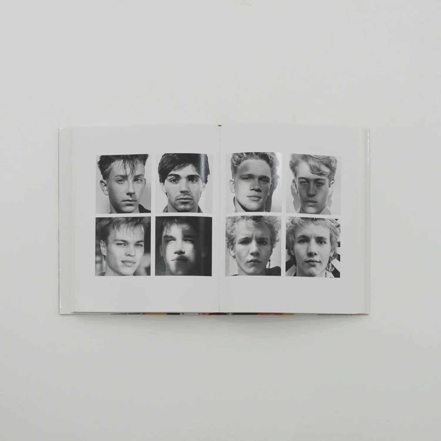 In love with beauty, Walter Pfeiffer — Bigaignon.store