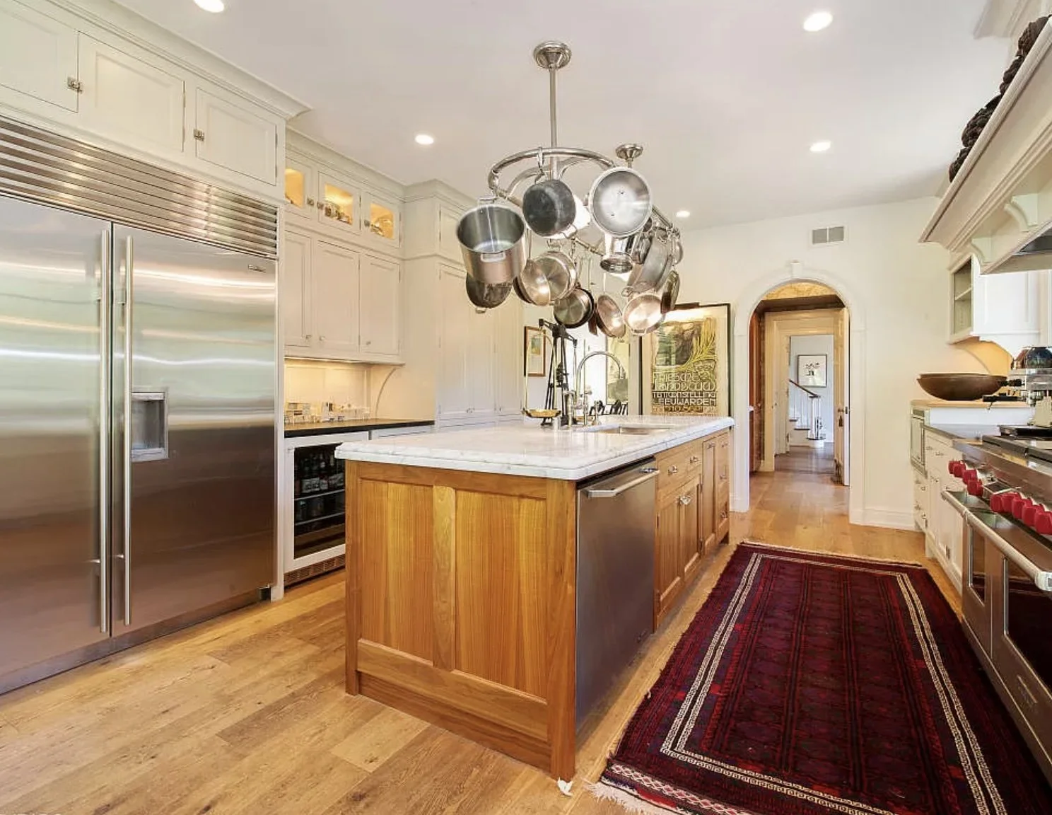 Merrie Ln. Kitchen into Foyer.jpg